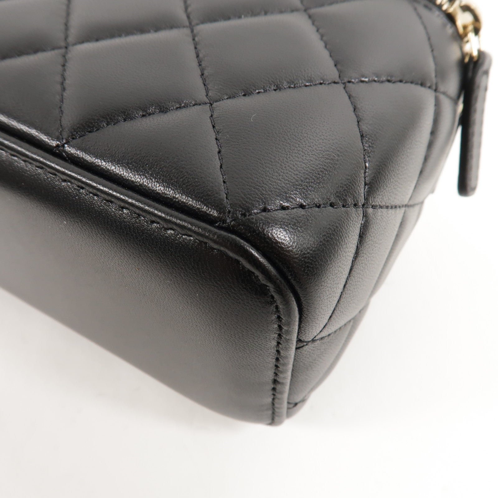 CHANEL 羊皮皮革Vanity Case鏈帶肩背袋