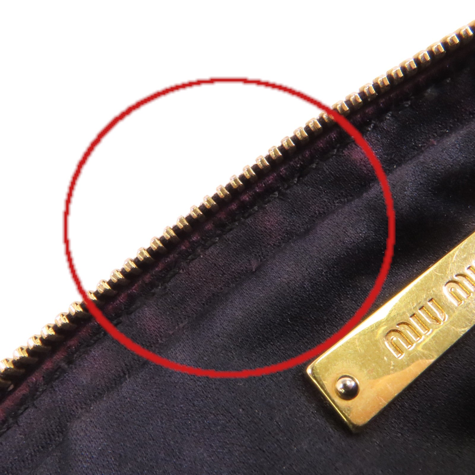 Miu Miu 羊皮皮革Shoulder Bag金扣肩背袋