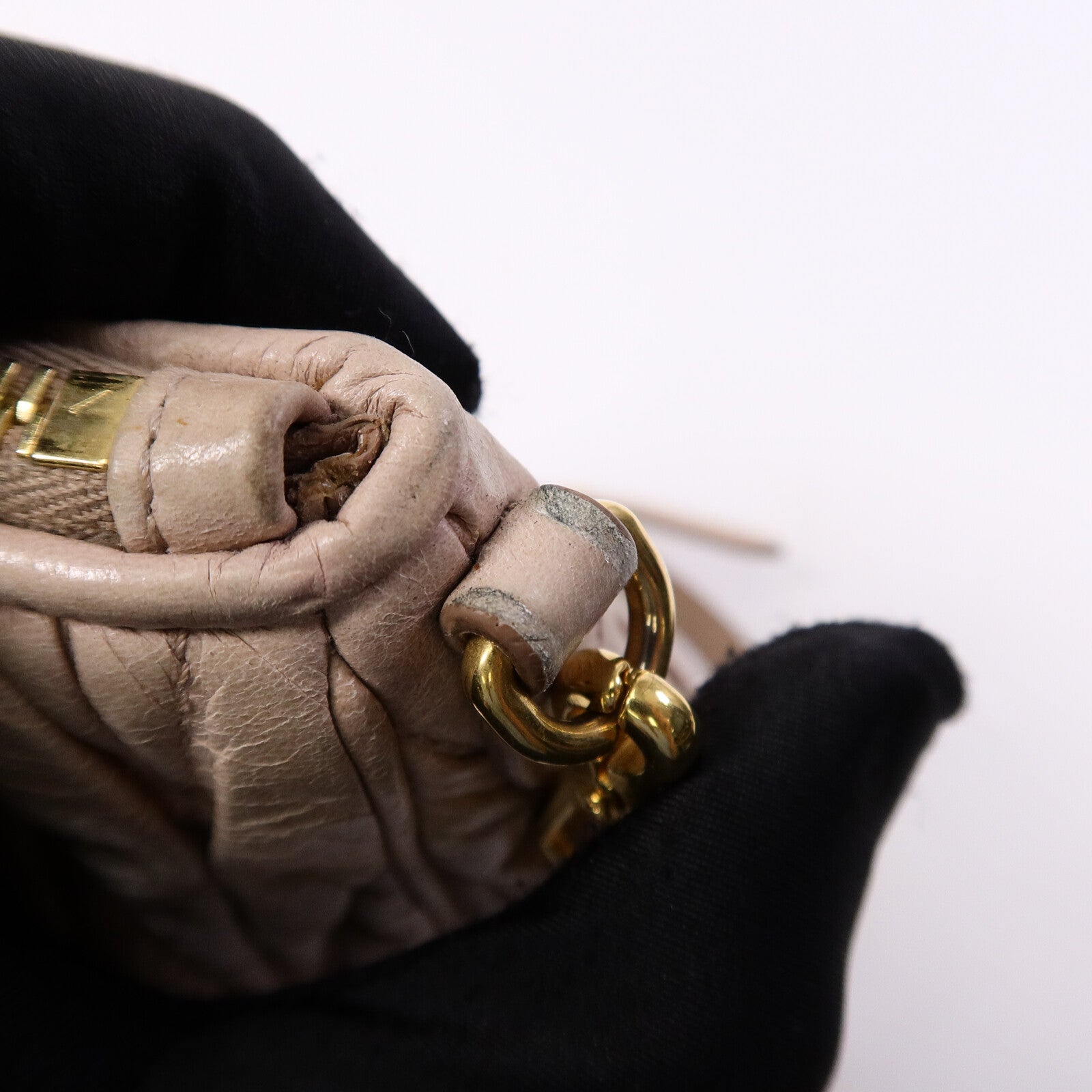 Miu Miu 牛皮皮革Shoulder Bag肩背袋