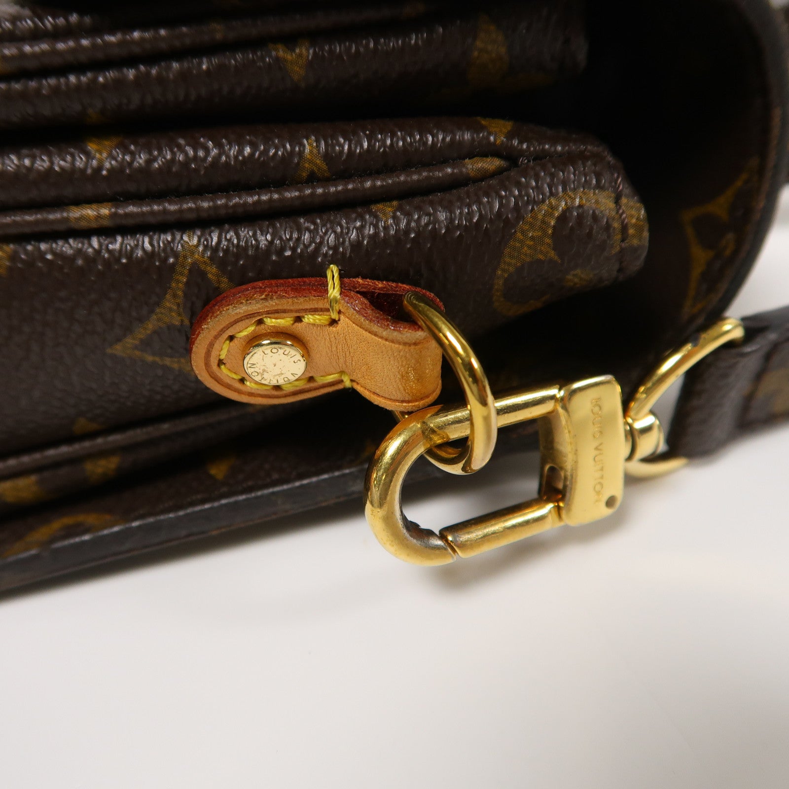LOUIS VUITTON Monogram Pochette Metis MM金扣手挽肩背兩用袋棕色