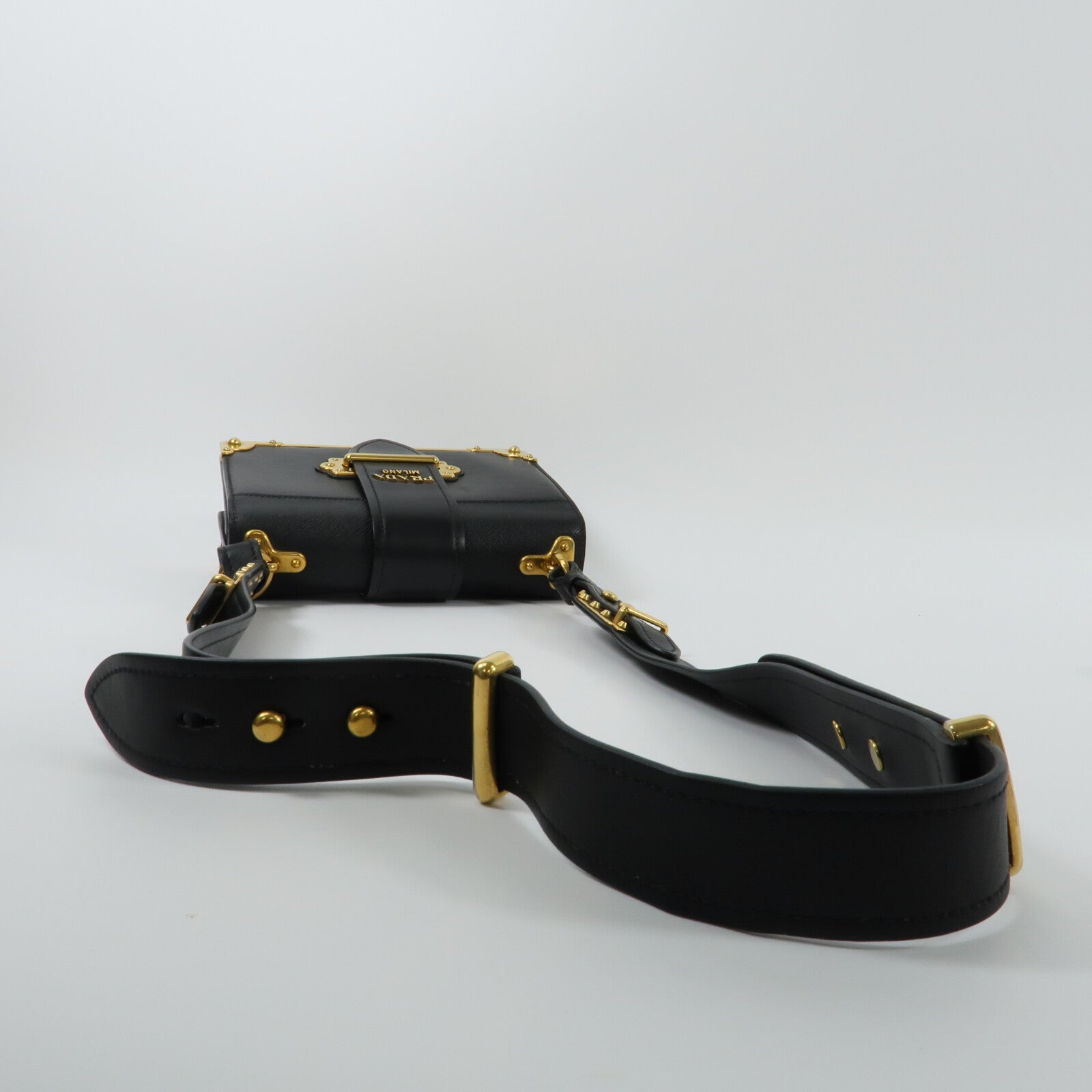 PRADA 牛皮皮革Cahier Shoulder Bag肩背袋