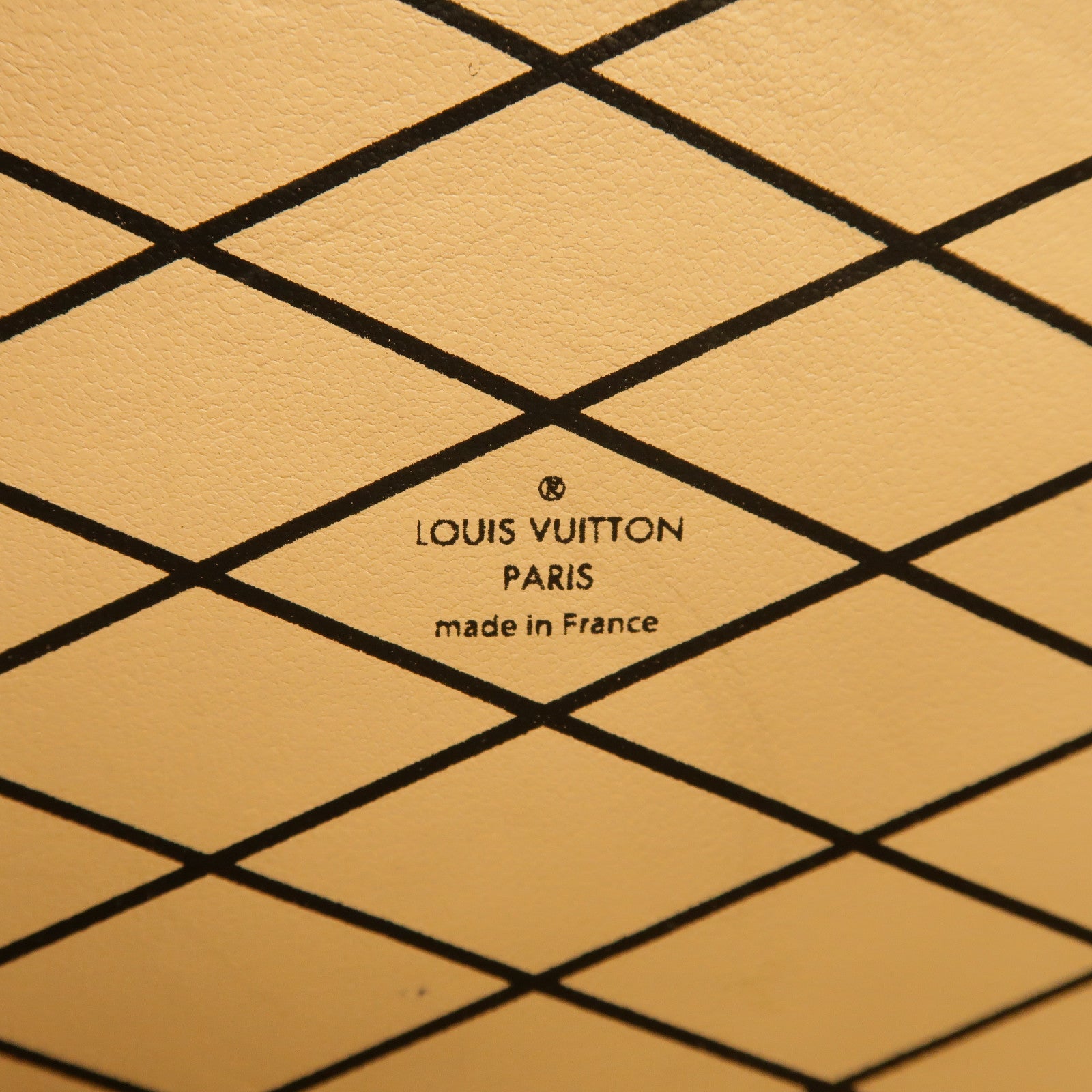 LOUIS VUITTON 【激減優惠】Monogram Petite Malle金扣肩背袋黑色/啡色