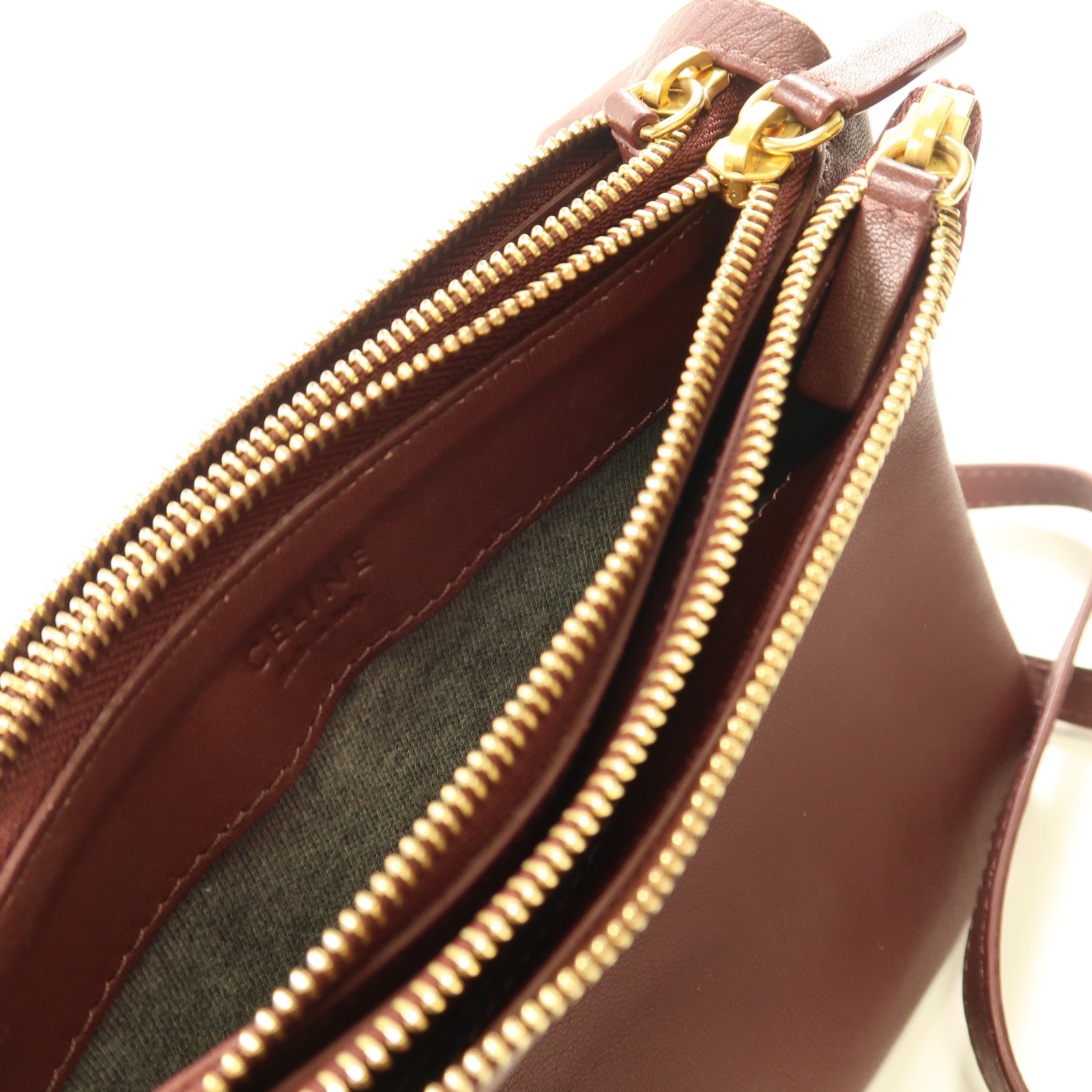 CELINE 牛皮皮革Trio金扣肩背袋酒紅色