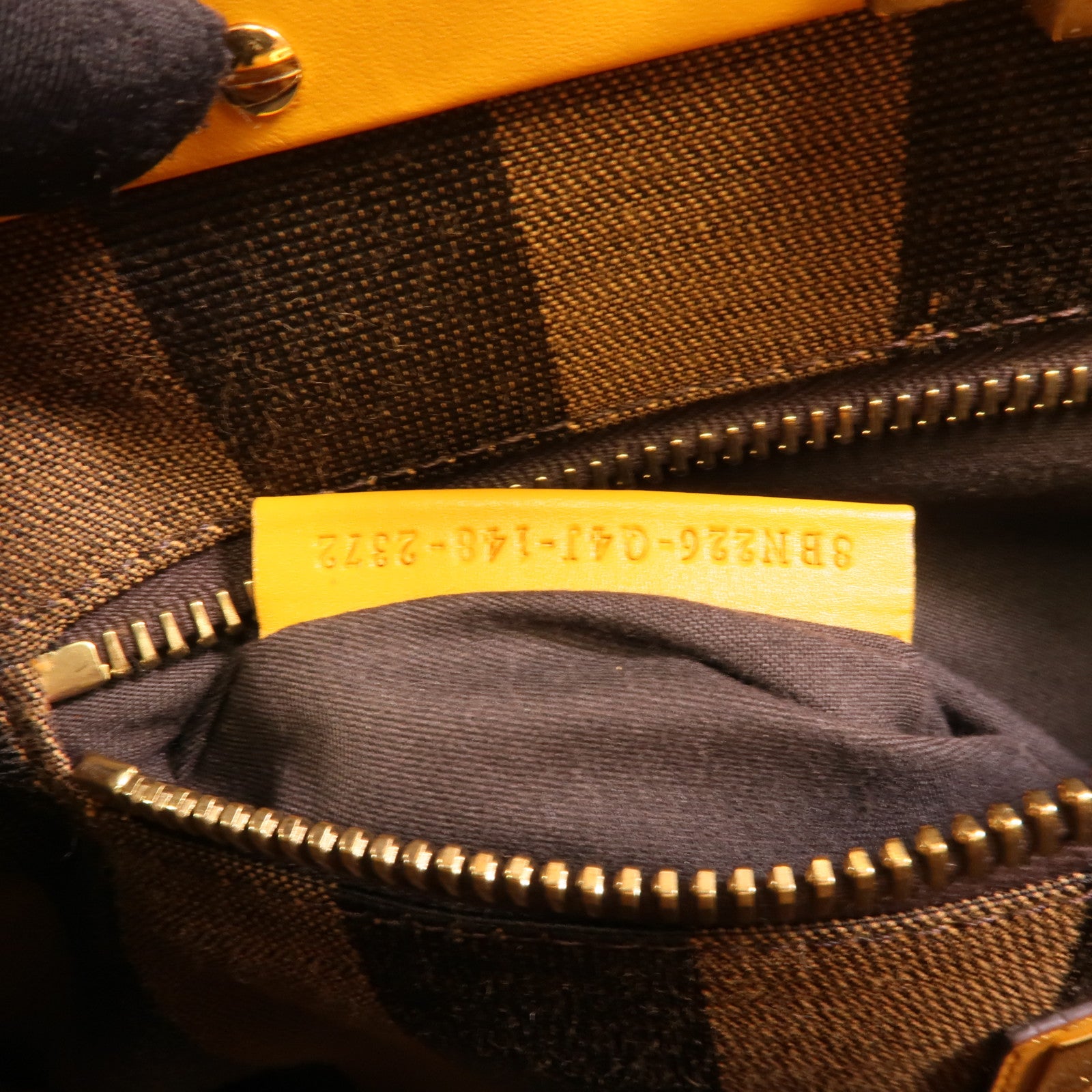 FENDI 牛皮皮革Peekaboo手挽肩背兩用袋