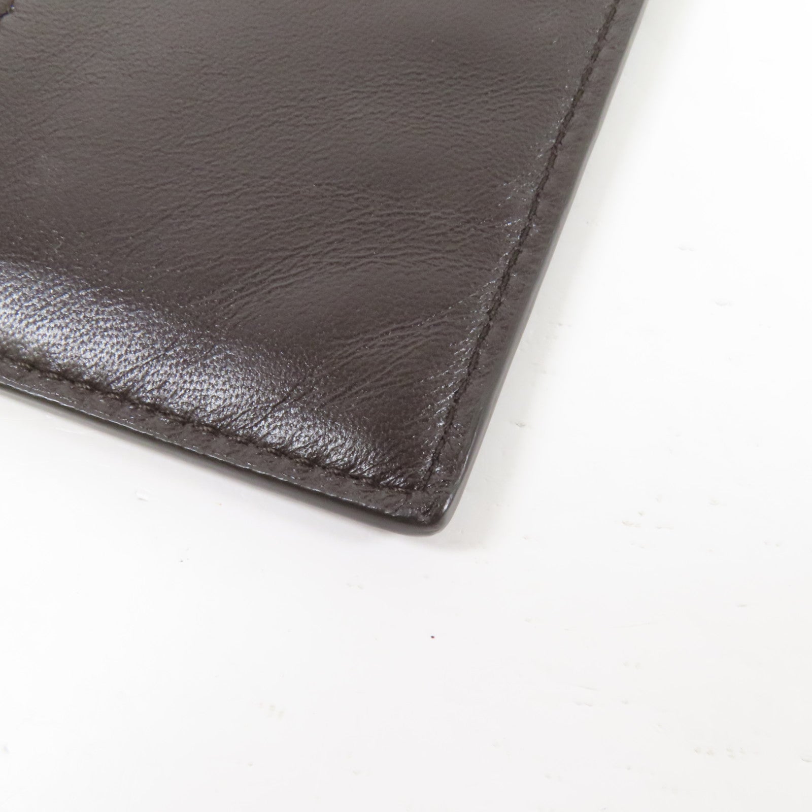 BOTTEGA VENETA 【激減優惠】牛皮皮革Pouch wallet金扣手拿包