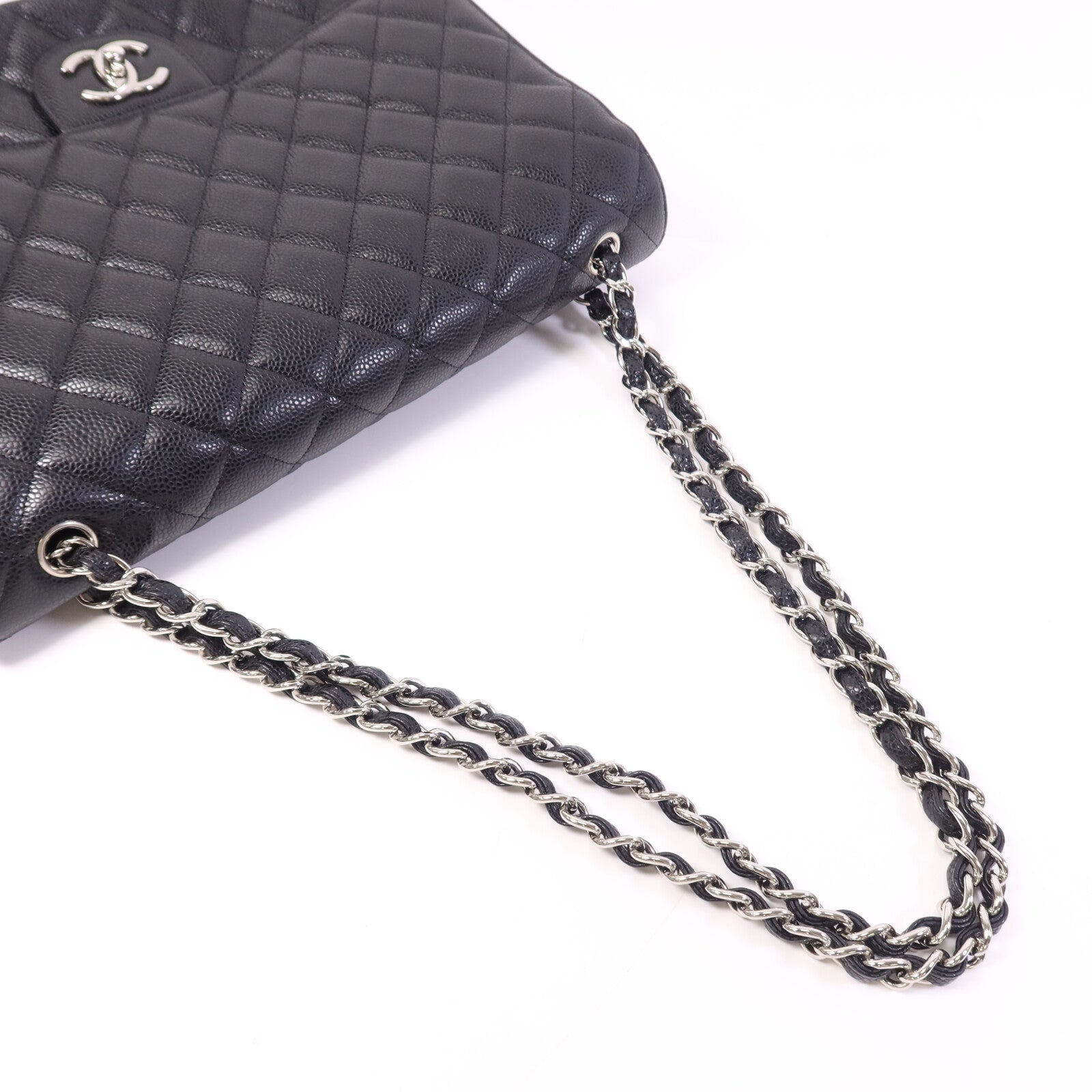 CHANEL 牛皮皮革Maxi Classic銀扣鏈帶肩背袋