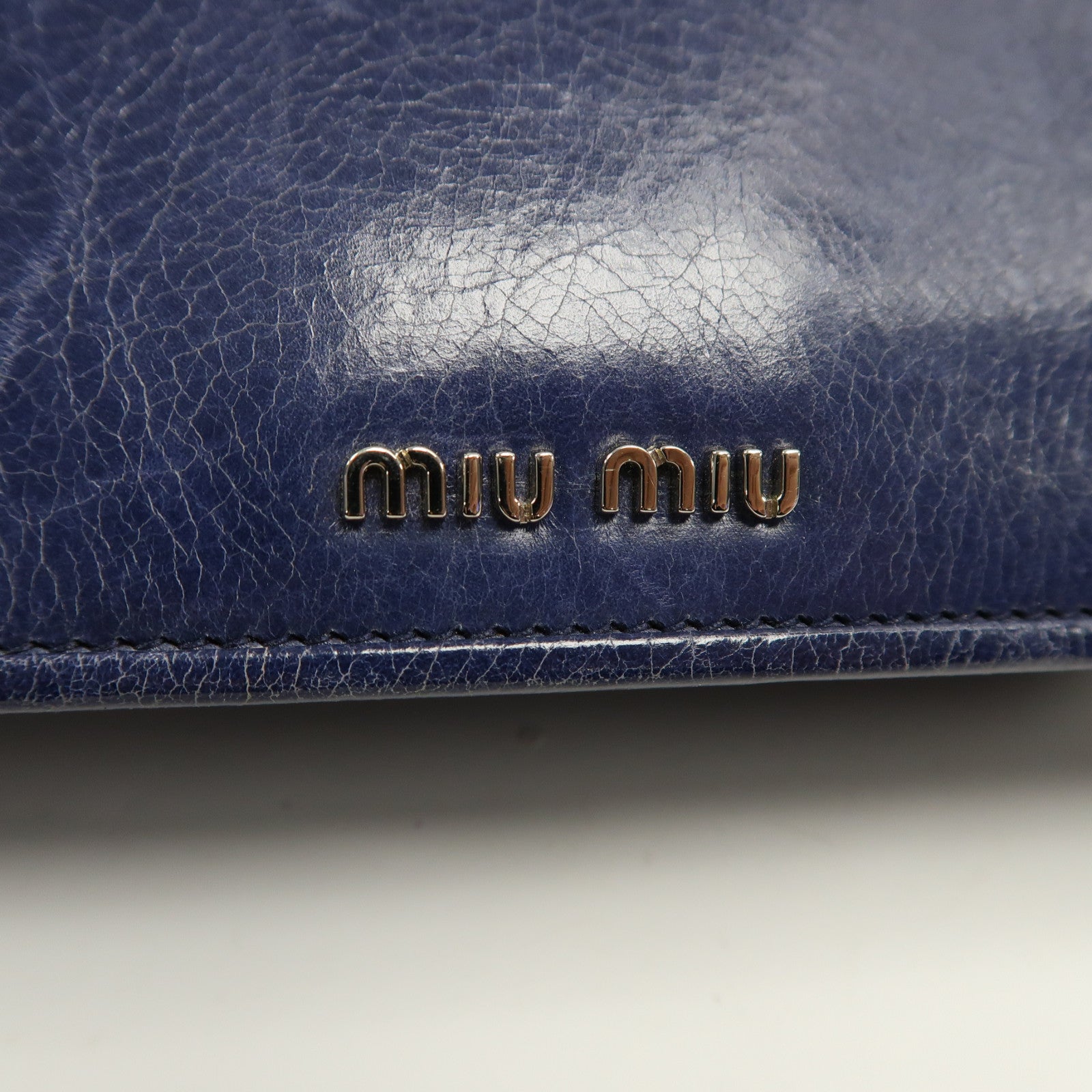 Miu Miu 【激減優惠】牛皮皮革Chain Shoulder銀扣鏈帶肩背袋深藍色