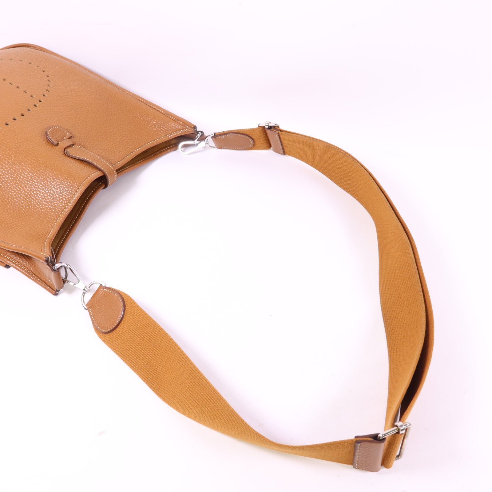 HERMES Clemence皮革Evelyne PM銀扣肩背袋Gold