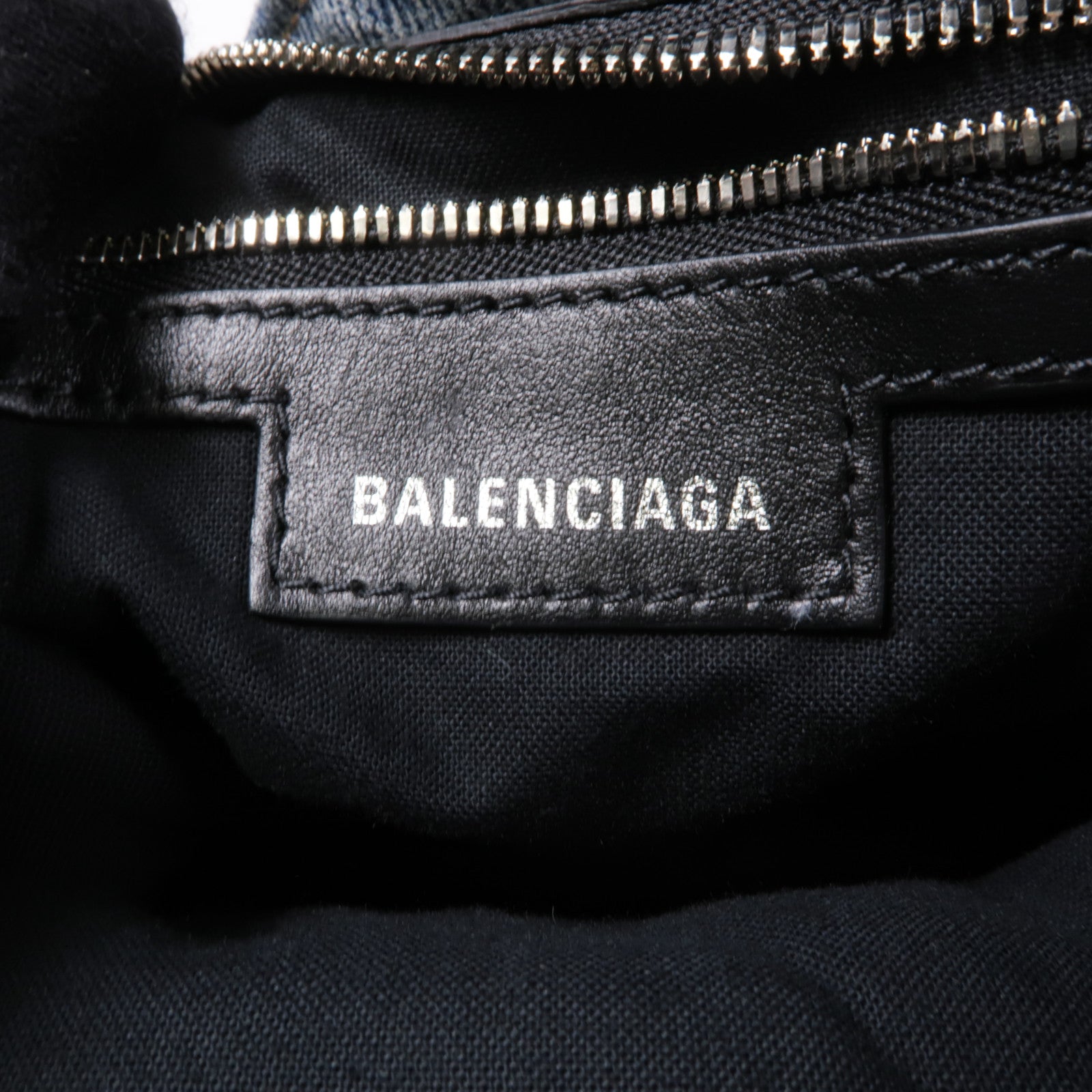 BALENCIAGA 牛仔布料Le Cagole銀扣手挽袋