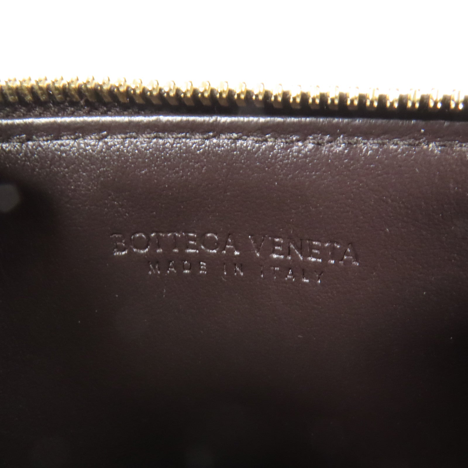 BOTTEGA VENETA 牛皮皮革Pouch wallet金扣手拿包