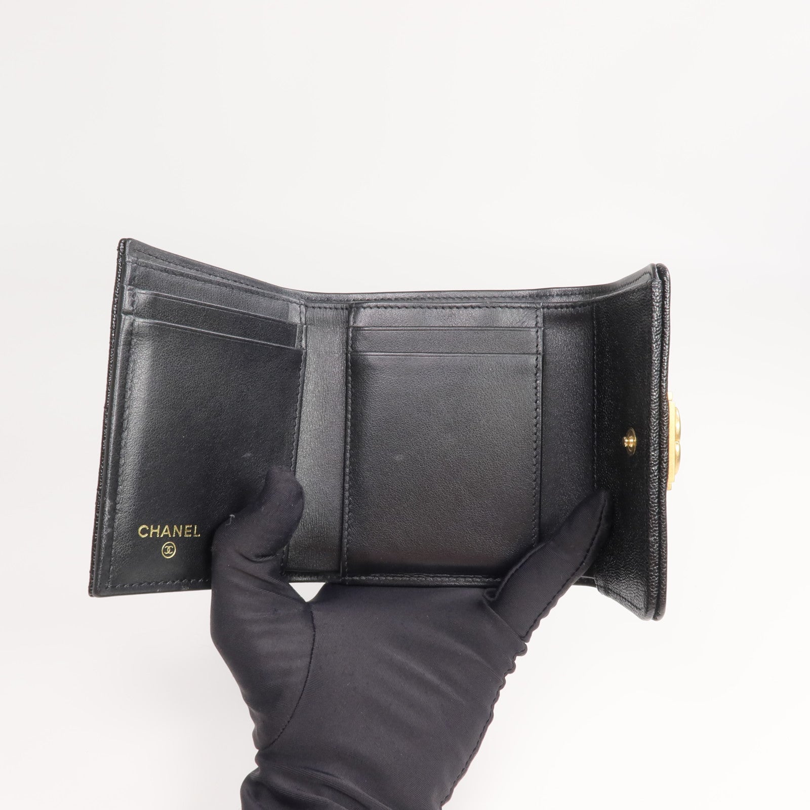 CHANEL 牛皮皮革Wallet金扣錢包