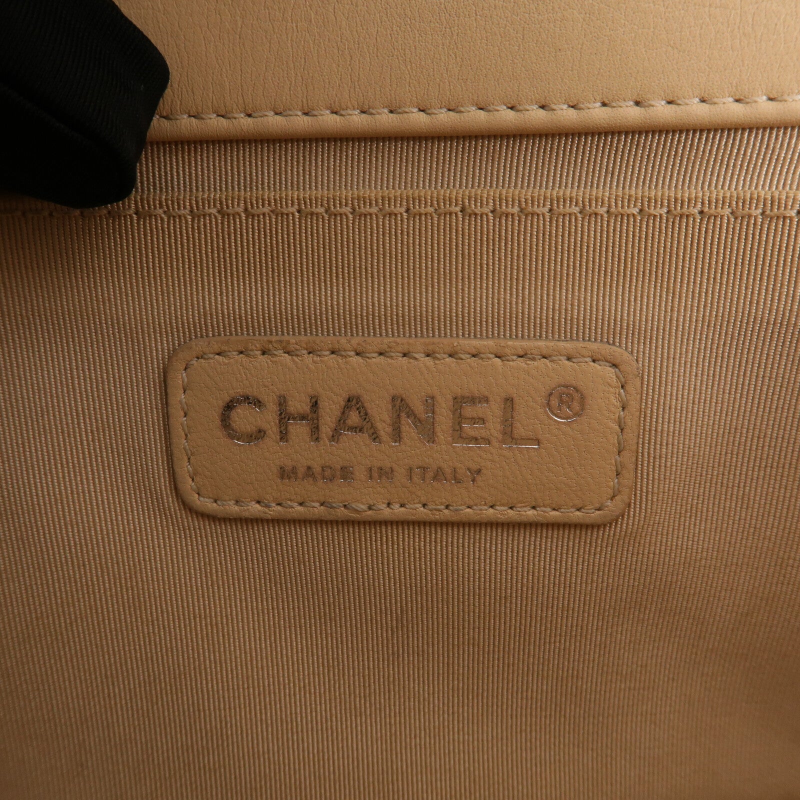 CHANEL 羊皮皮革Boy 25鏈帶肩背袋