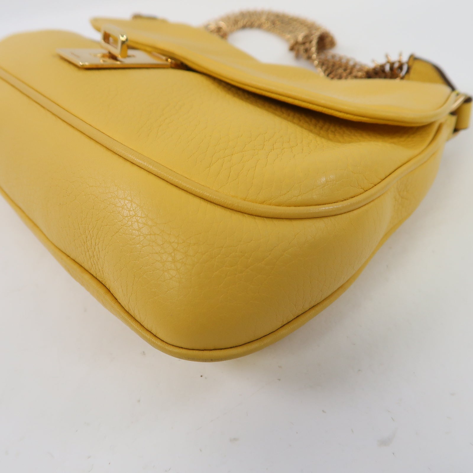 PRADA 牛皮皮革Shoulder Bag金扣鏈帶肩背袋黃色