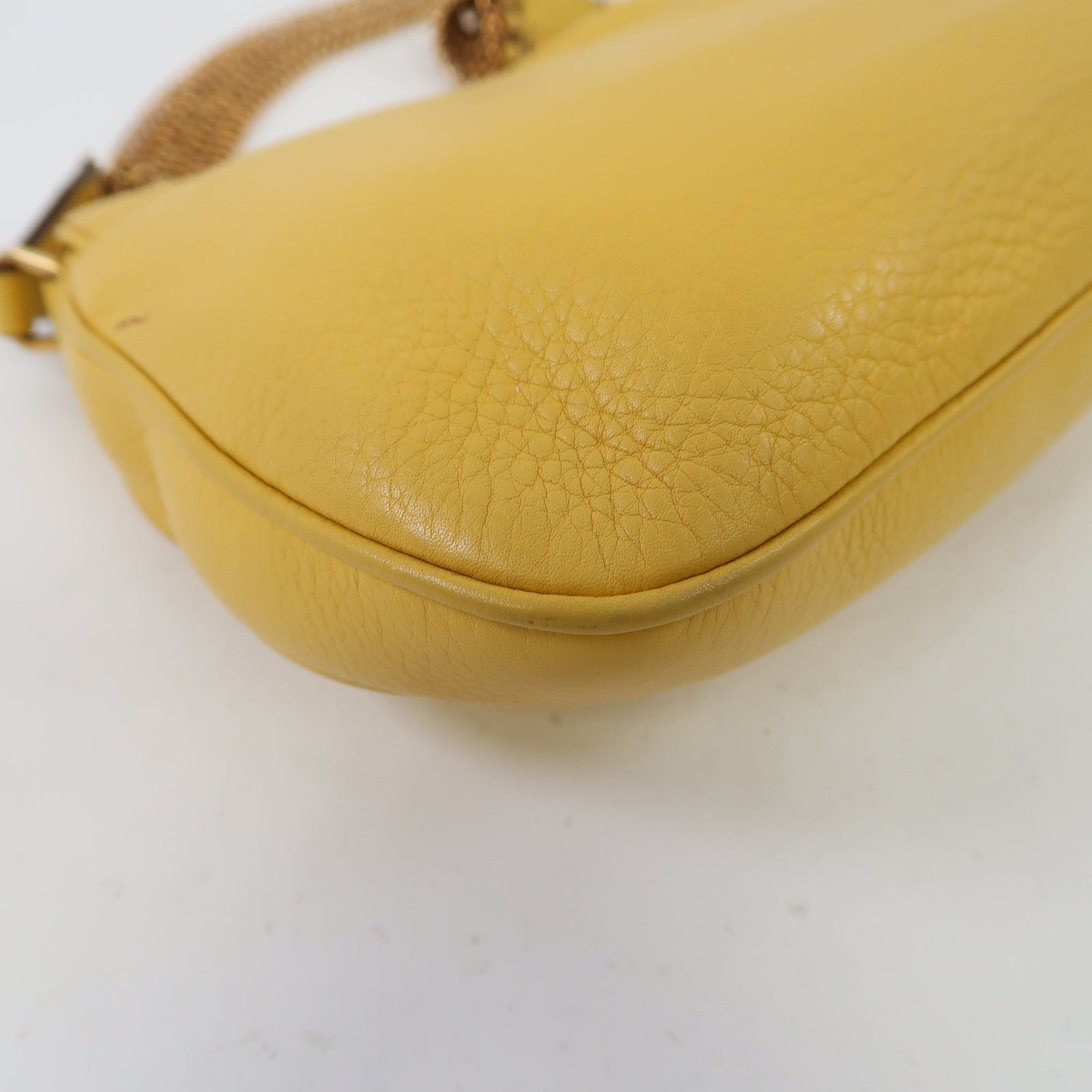 PRADA 牛皮皮革Shoulder Bag金扣鏈帶肩背袋黃色