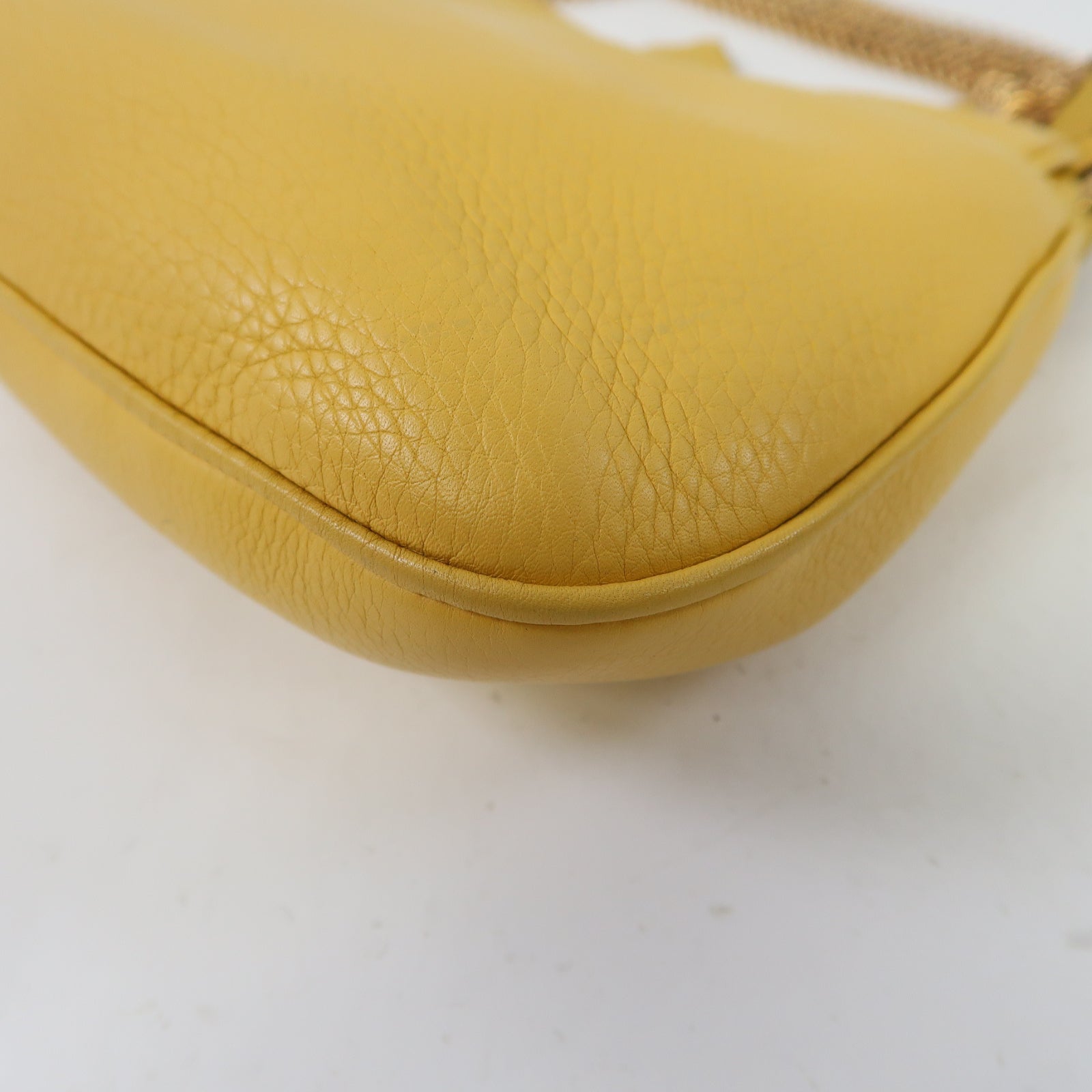 PRADA 牛皮皮革Shoulder Bag金扣鏈帶肩背袋黃色