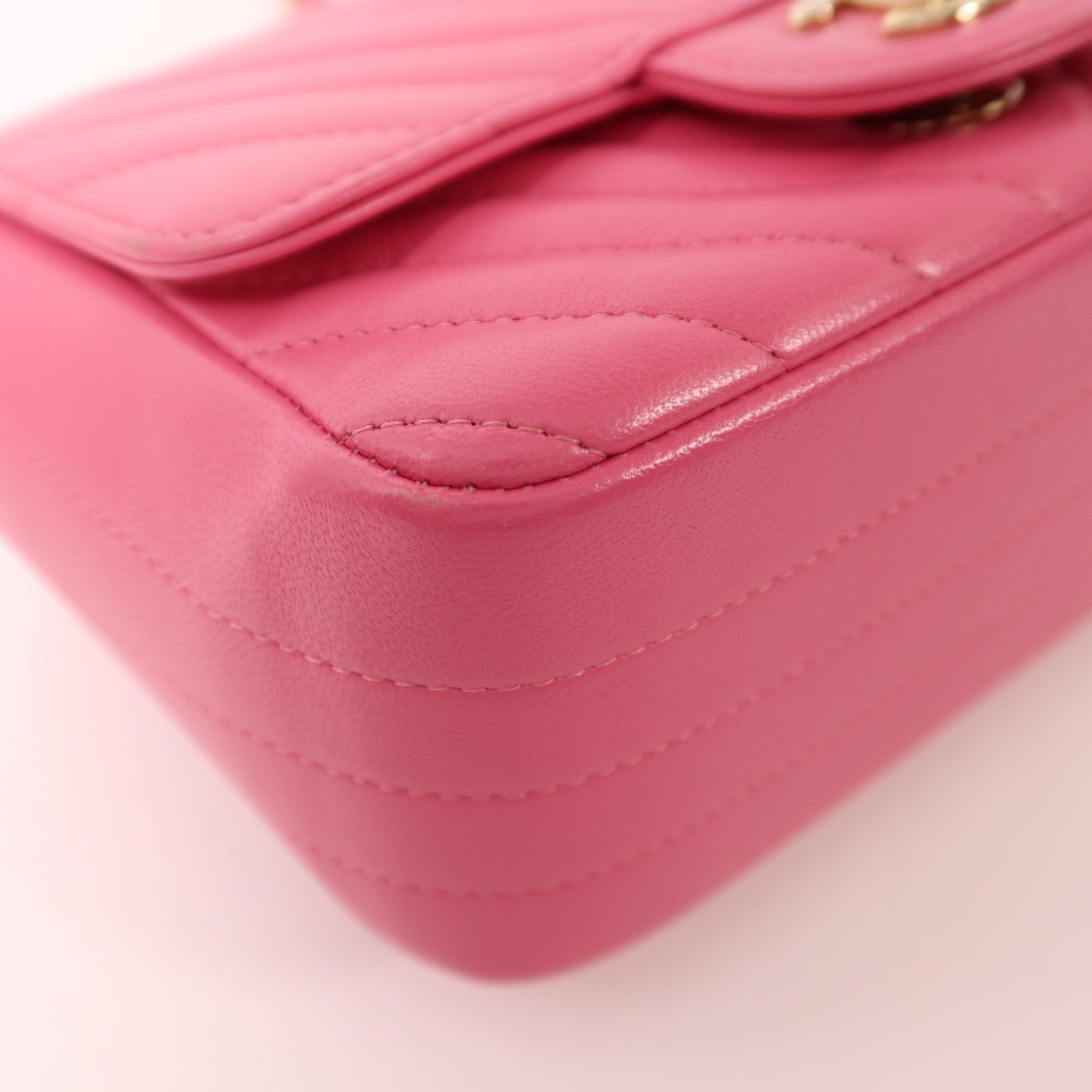 CHANEL 羊皮皮革Mini Classic 17金扣鏈帶肩背袋