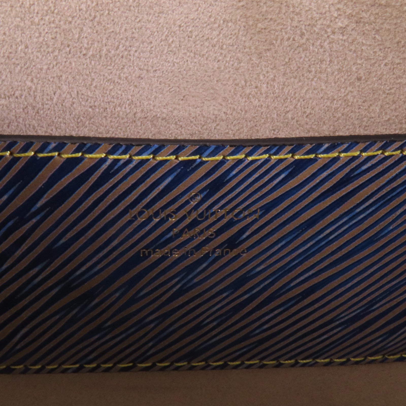 LOUIS VUITTON Epi Twist MM銀扣鏈帶肩背袋