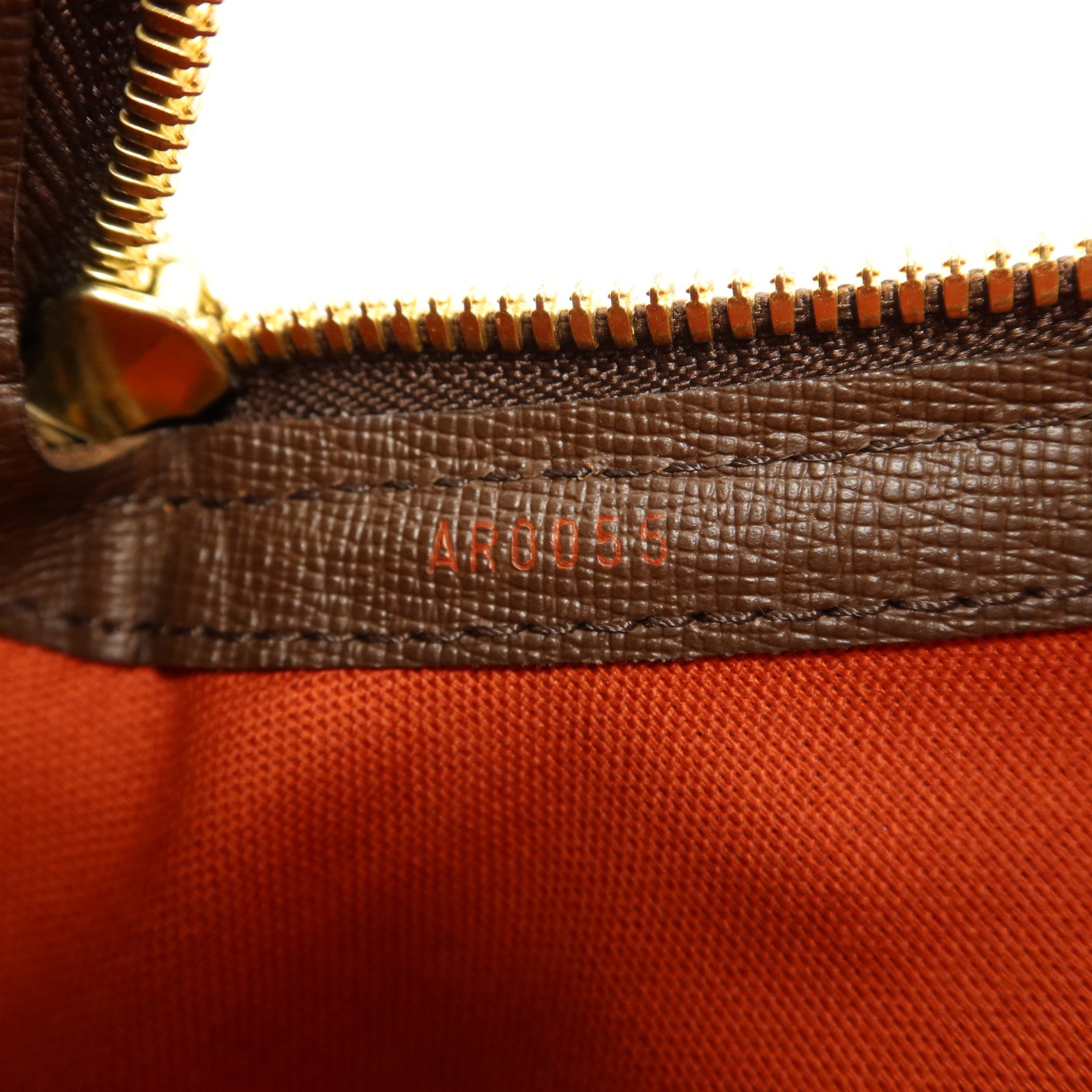 LOUIS VUITTON Damier Belem MM金扣肩背袋