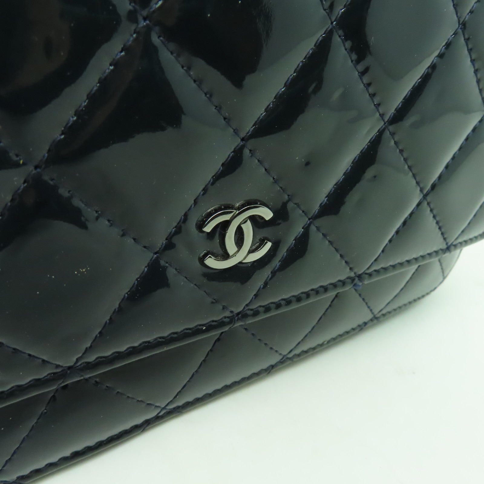 CHANEL 【激減優惠】菱格漆皮皮革WOC銀扣鏈帶肩背袋深綠色