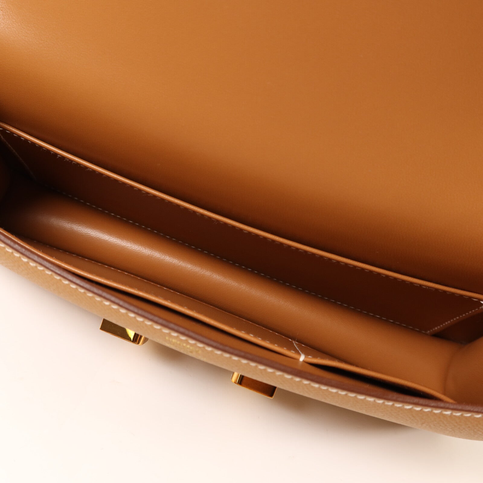 HERMES Epsom皮革Constance Elan金扣肩背袋Gold