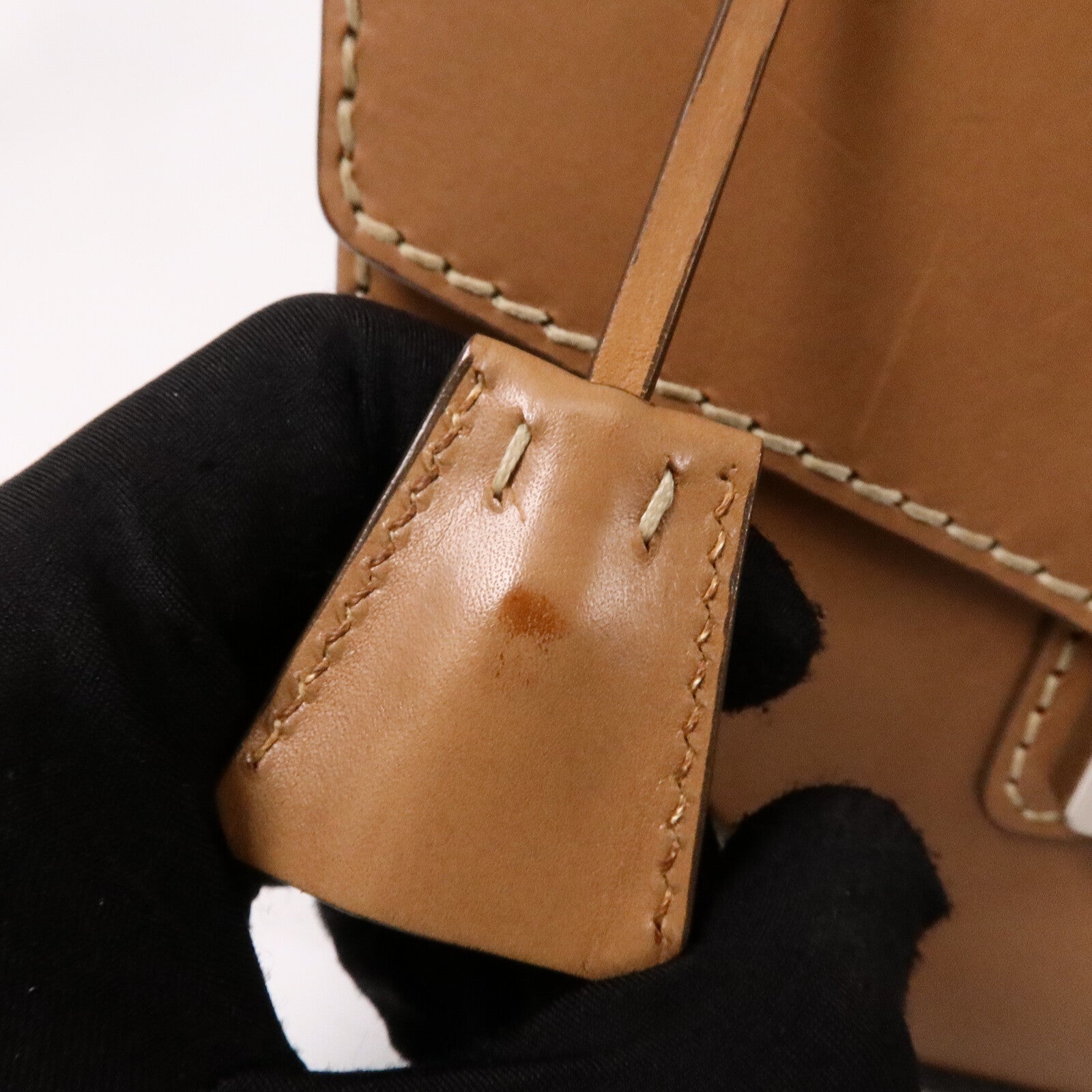 PRADA 牛皮皮革Vitello Sound Lock手挽袋