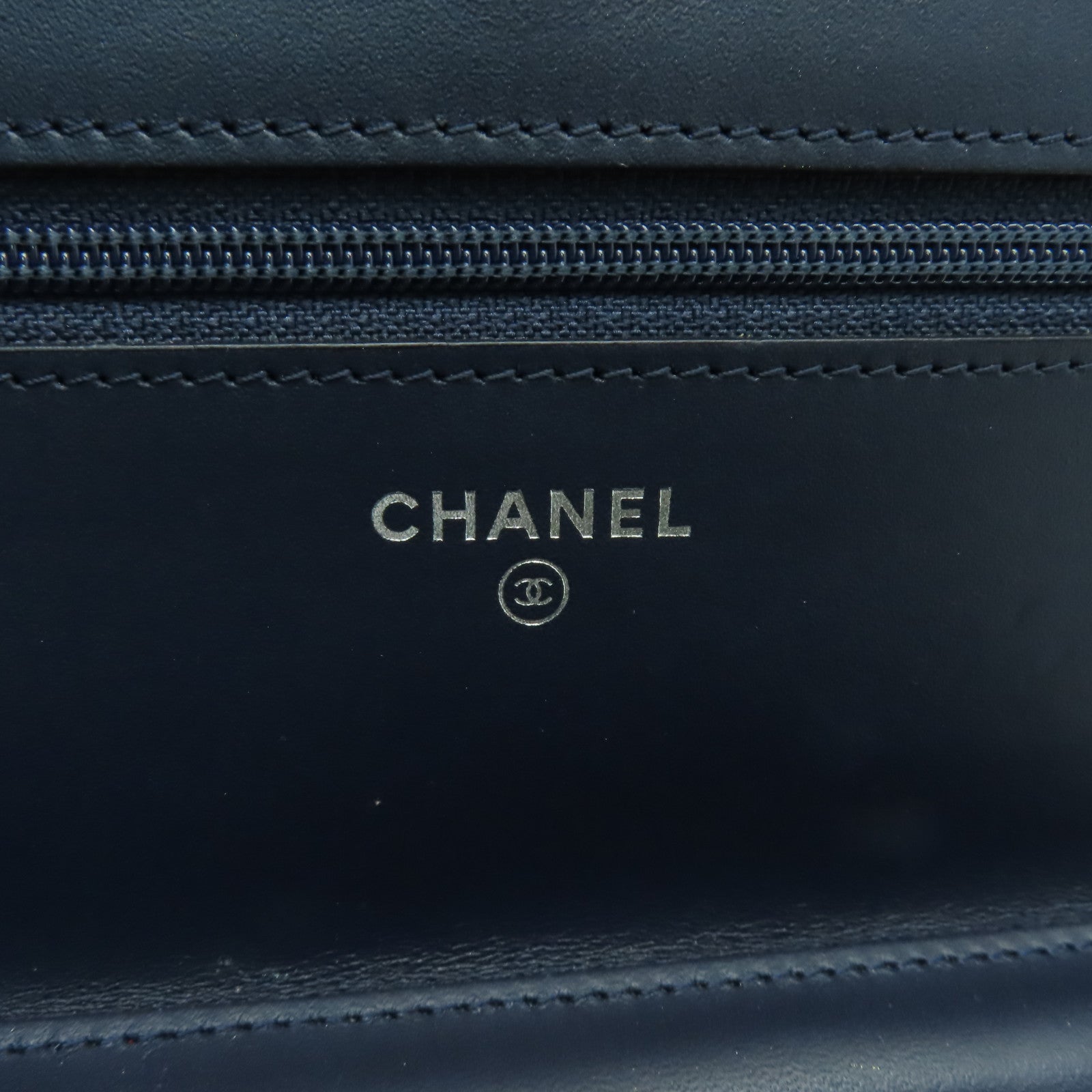 CHANEL 【激減優惠】菱格漆皮皮革WOC銀扣鏈帶肩背袋深綠色