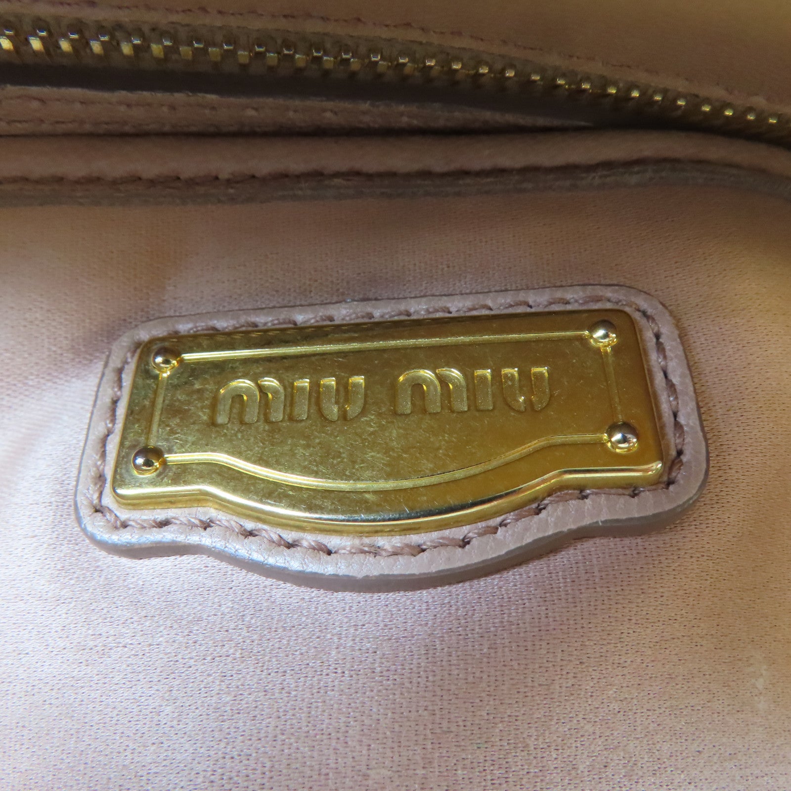 Miu Miu 皮革2Way Shoulder金扣手挽肩背兩用袋粉紅色