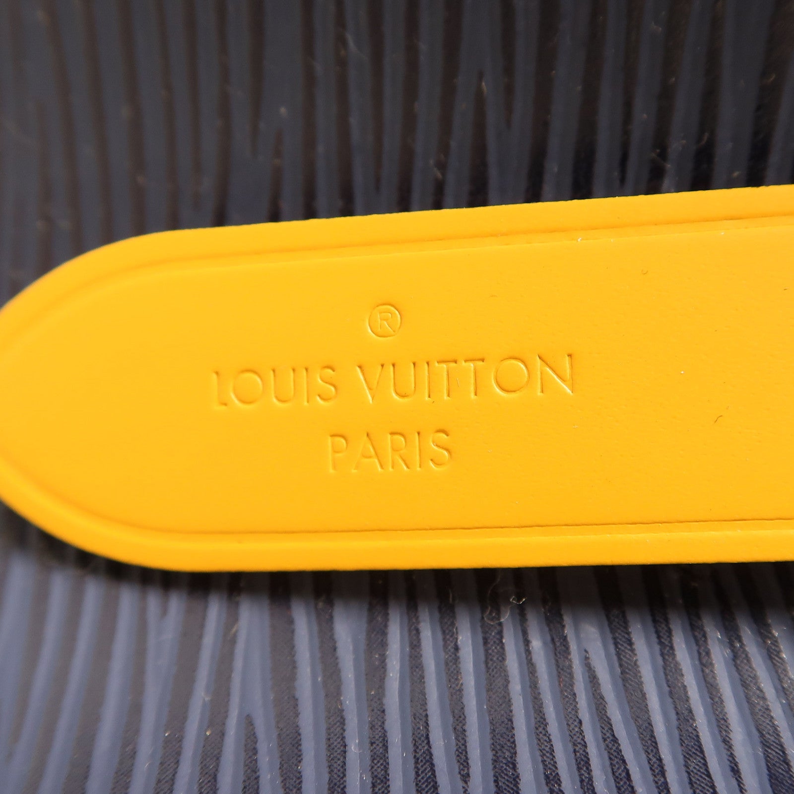 LOUIS VUITTON Epi NeoNoe BB銀扣手挽肩背兩用袋深藍色/黃色
