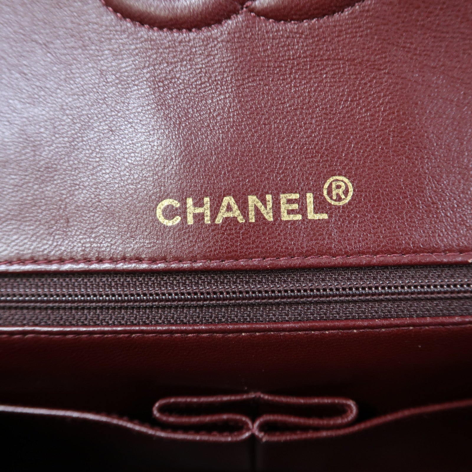 CHANEL 【激減優惠】菱格羊皮皮革Chain Shoulder金扣肩背袋黑色