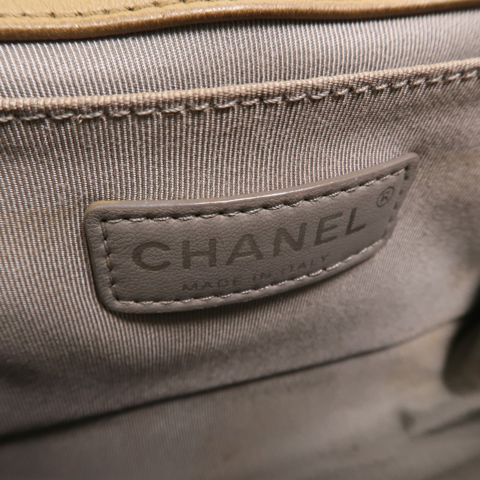 CHANEL 羊皮皮革Boy 20鏈帶肩背袋