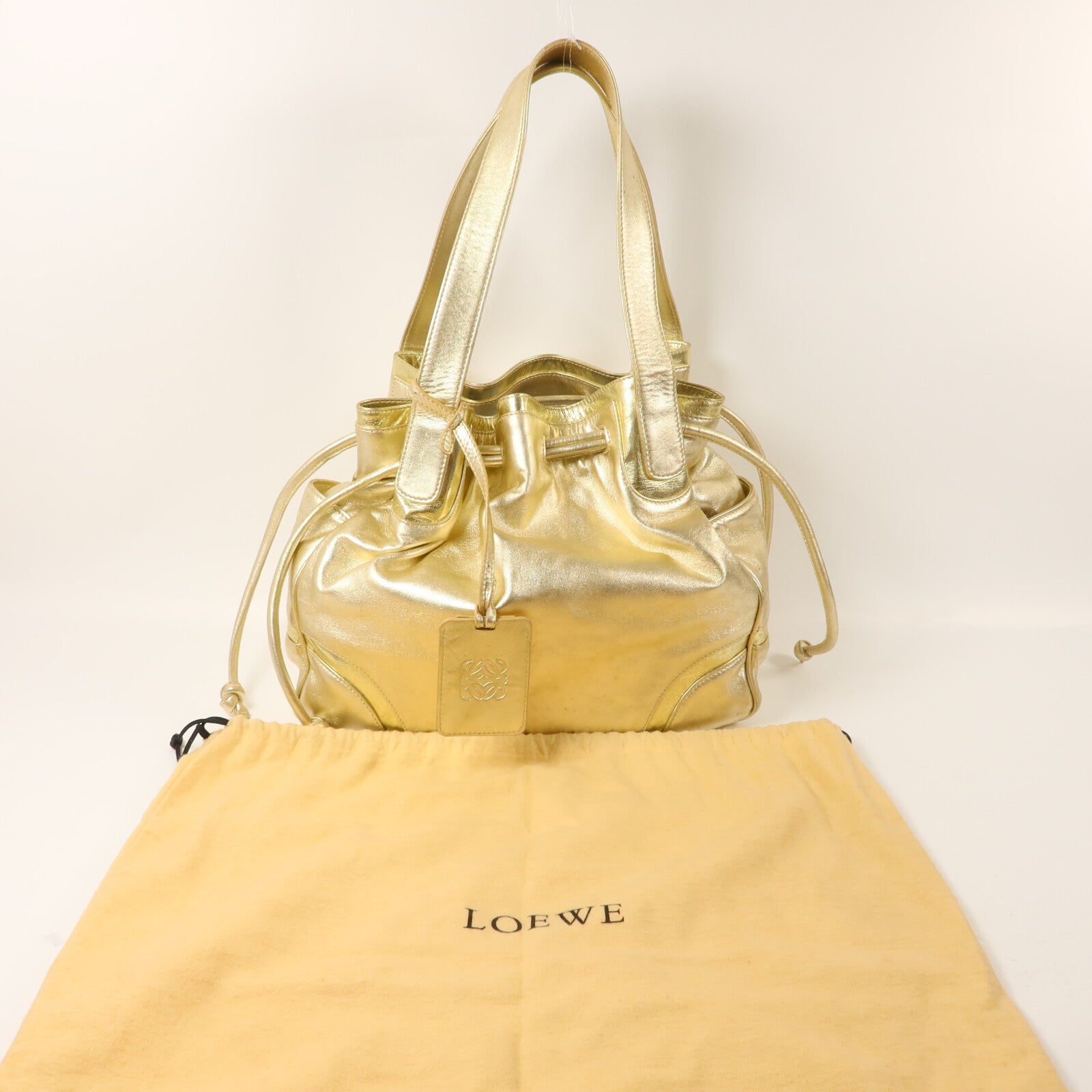 LOEWE 牛皮皮革Vintage Shoulder Bag肩背袋