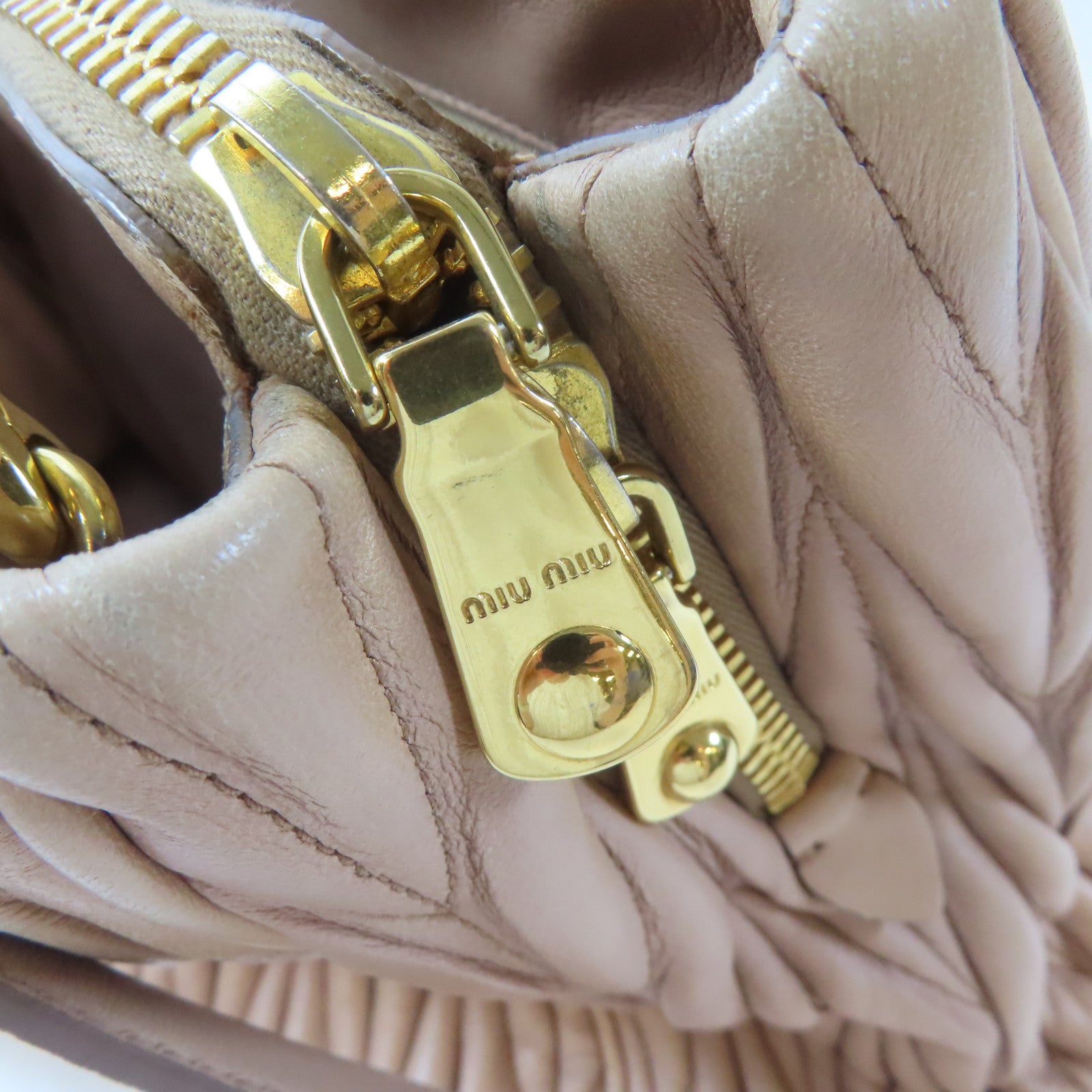 Miu Miu 皮革2Way Shoulder金扣手挽肩背兩用袋粉紅色