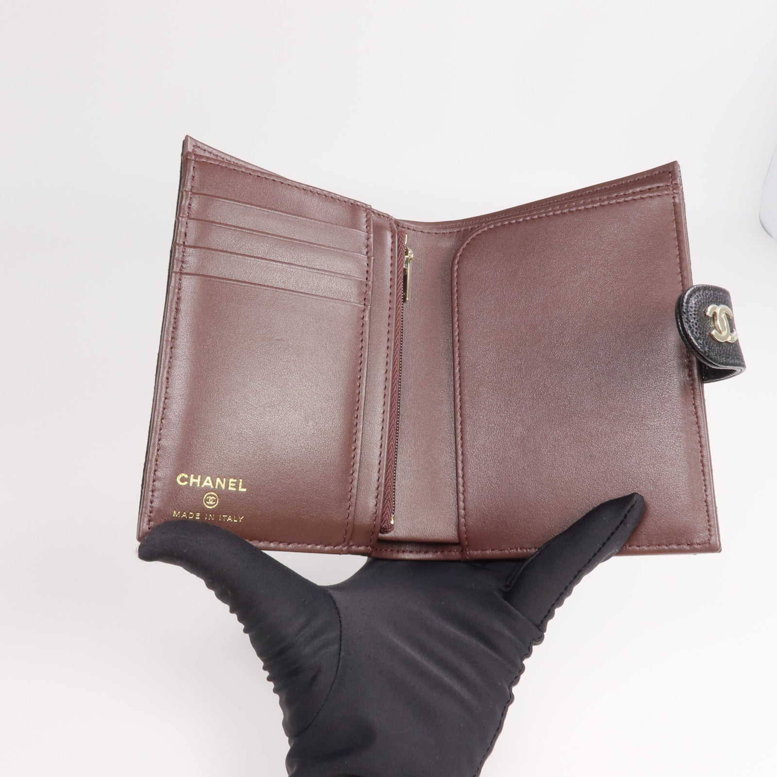 CHANEL 牛皮皮革Passport Holder金扣錢包/護照套