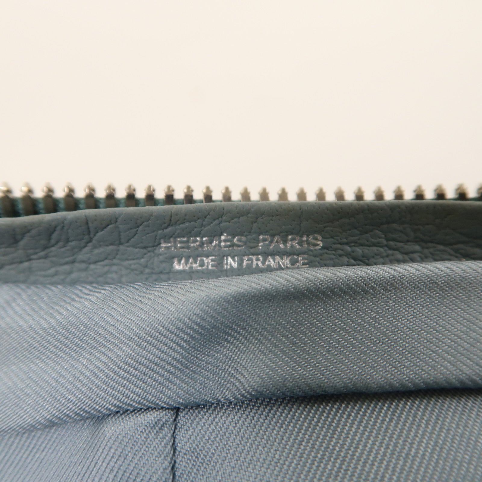 HERMES 絲質/Cherve皮革Silk Pop Eco Bag銀扣肩背袋淺藍色