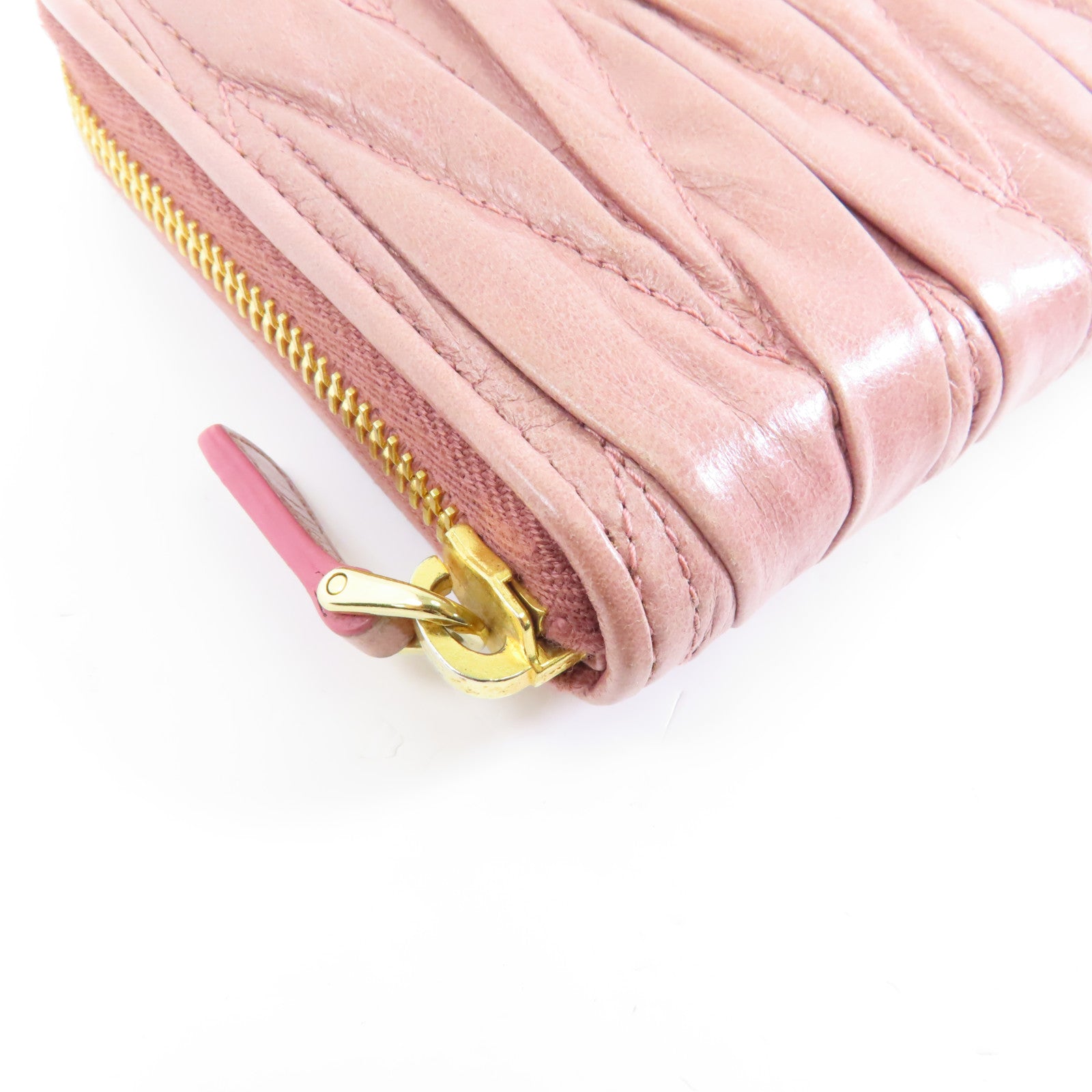 Miu Miu 牛皮皮革Long Wallet金扣長錢包粉紅色