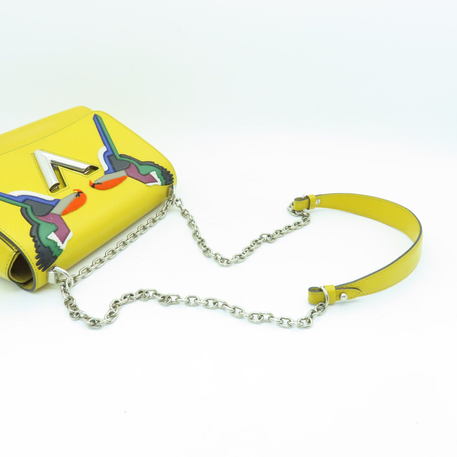 LOUIS VUITTON Epi Twist MM silver buckle chain shoulder bag yellow