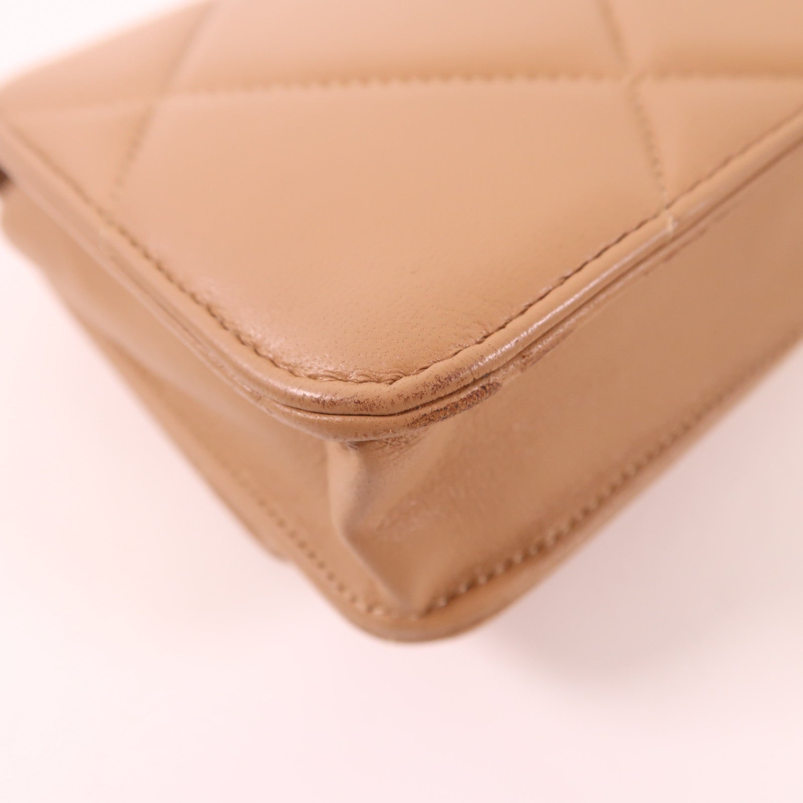 CHANEL 羊皮皮革C19 WOC Wallet on Chain手挽肩背兩用袋