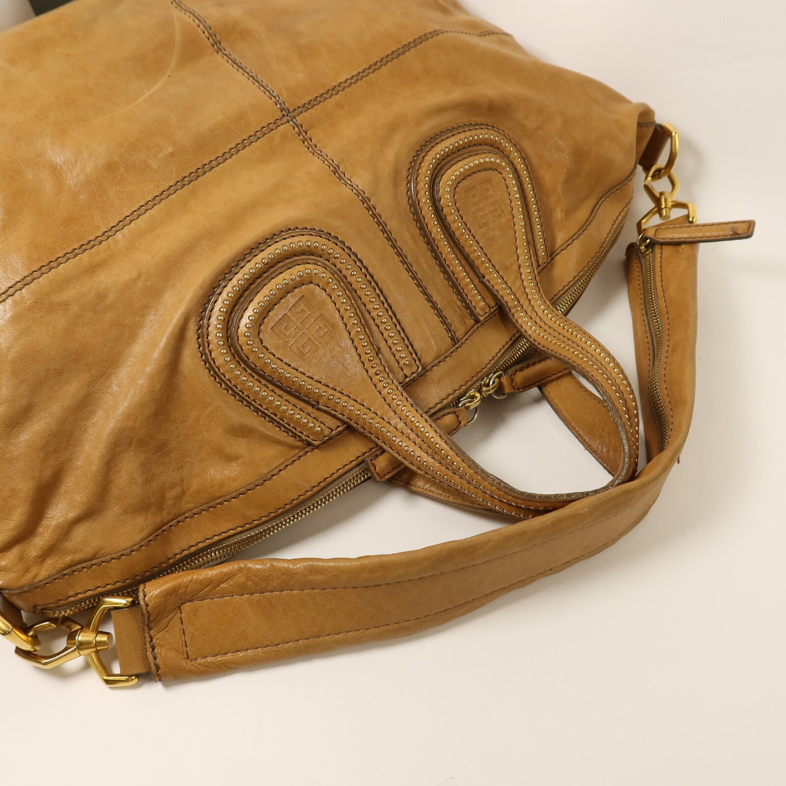 GIVENCHY 牛皮皮革Shoulder Bag金扣手挽肩背兩用袋
