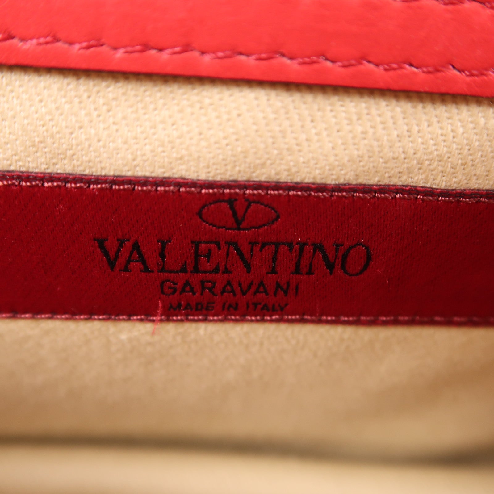 Valentino 牛皮皮革Shoulder Bag金扣鏈帶肩背袋