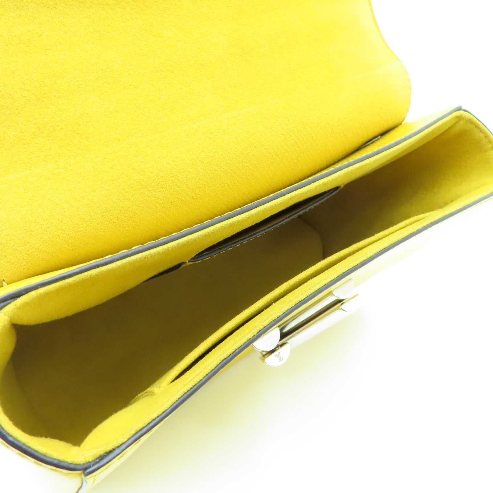 LOUIS VUITTON Epi Twist MM silver buckle chain shoulder bag yellow