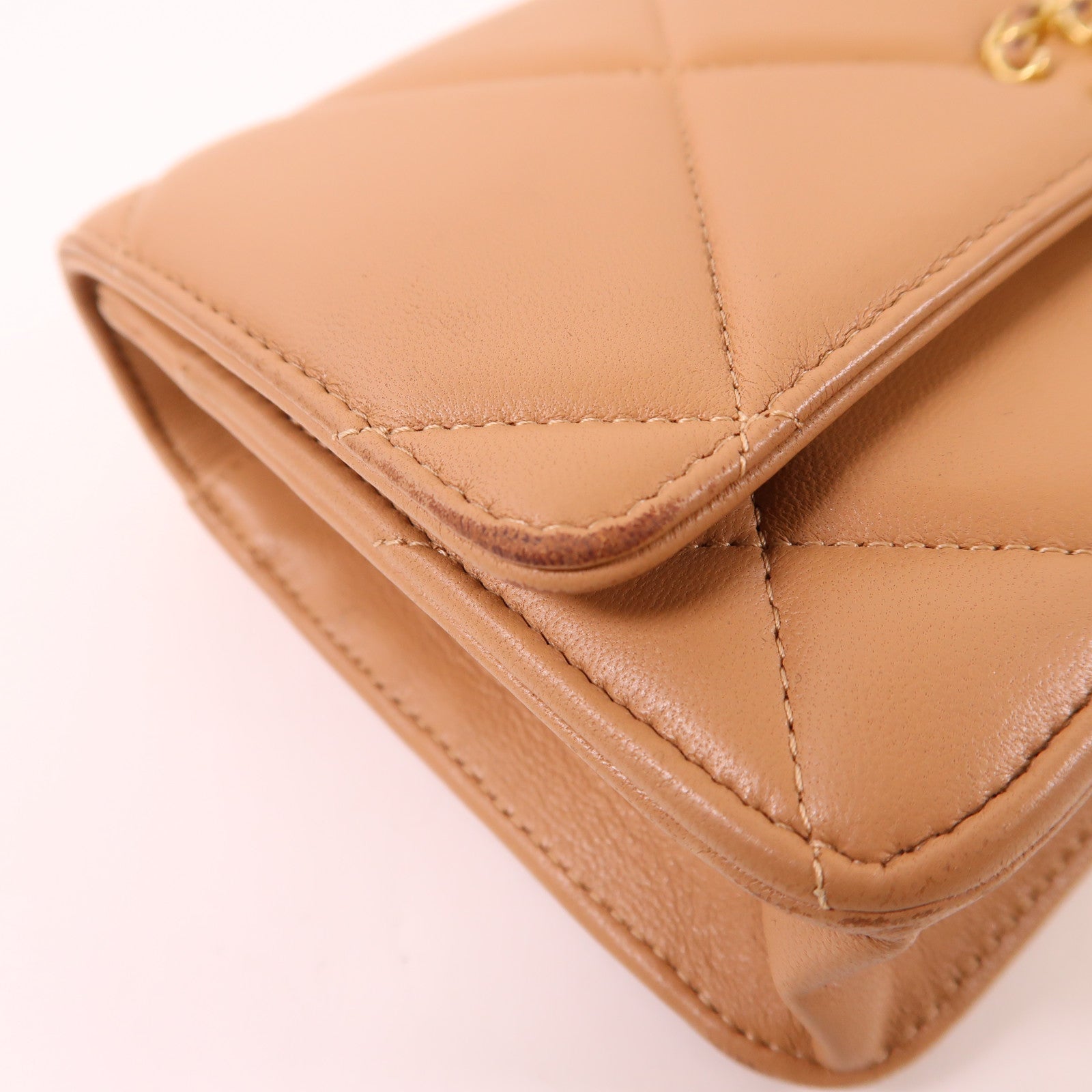 CHANEL 羊皮皮革C19 WOC Wallet on Chain手挽肩背兩用袋