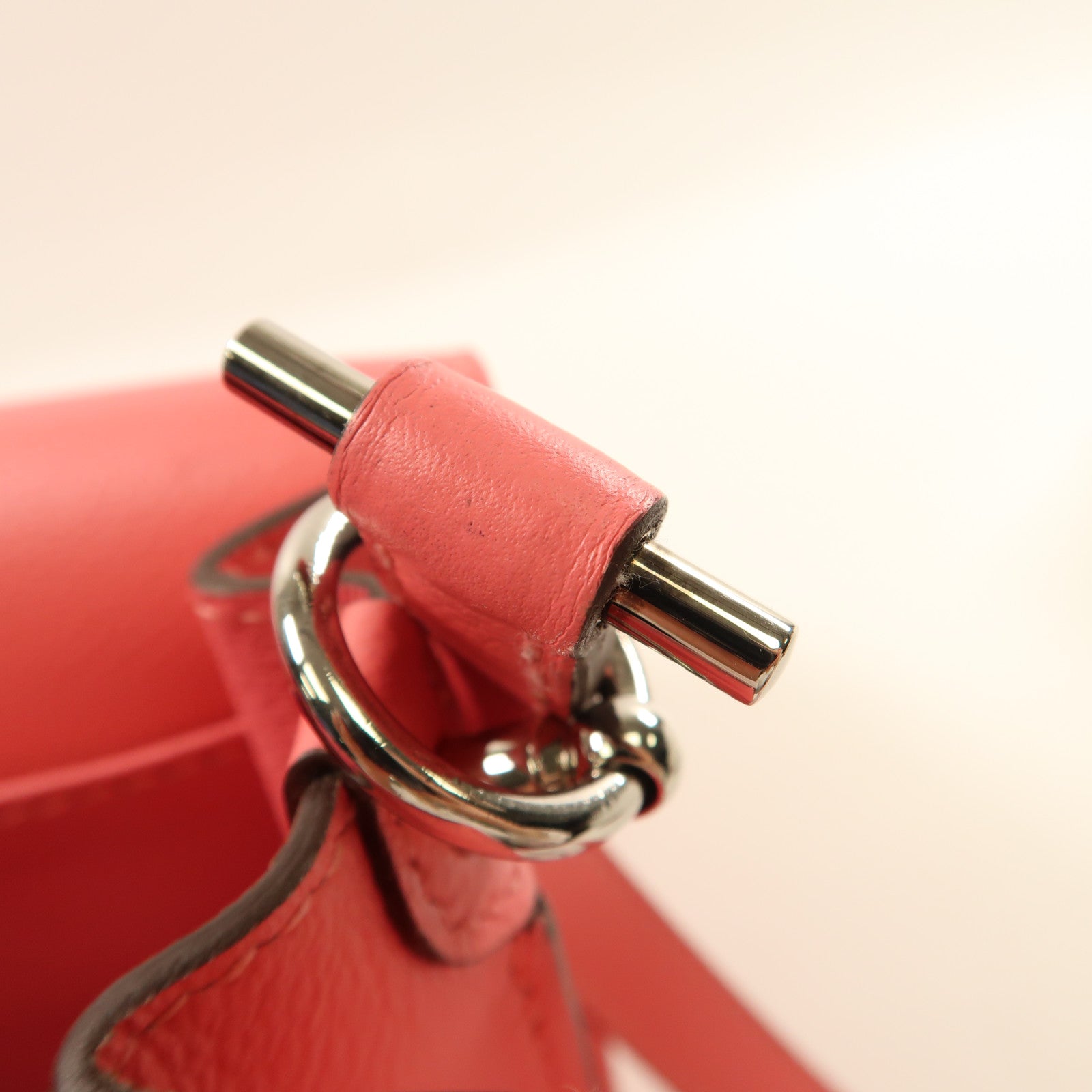 HERMES Evercolor皮革Roulis 23金扣肩背袋Rose Azalee杜鵑粉