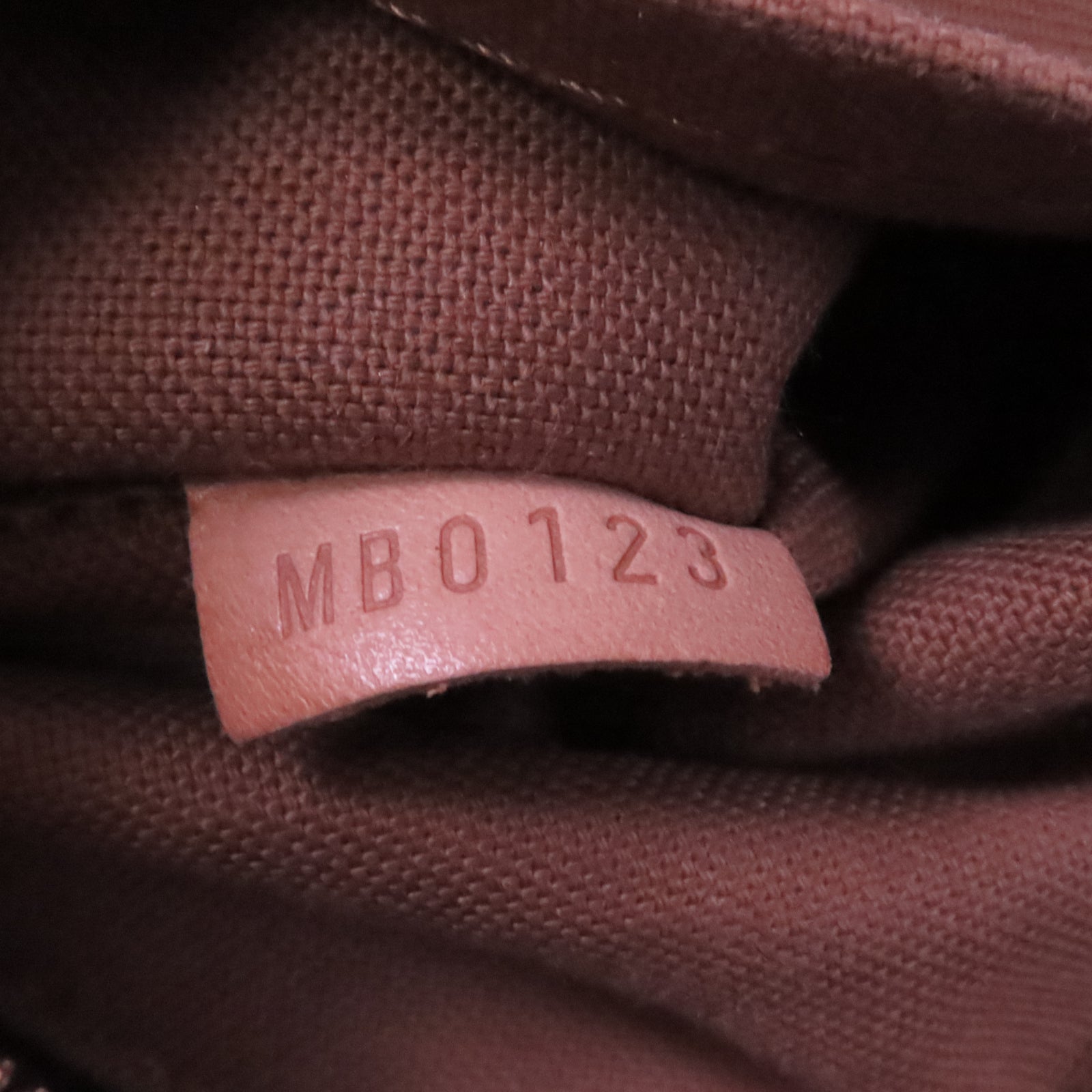 LOUIS VUITTON 【激減優惠】Monogram Tivoli PM金扣手挽袋啡色