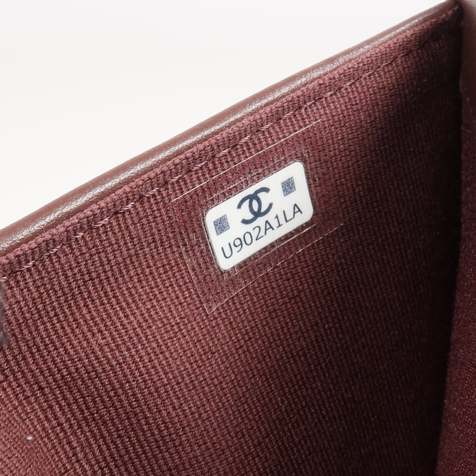 CHANEL 牛皮皮革Passport Holder金扣錢包/護照套