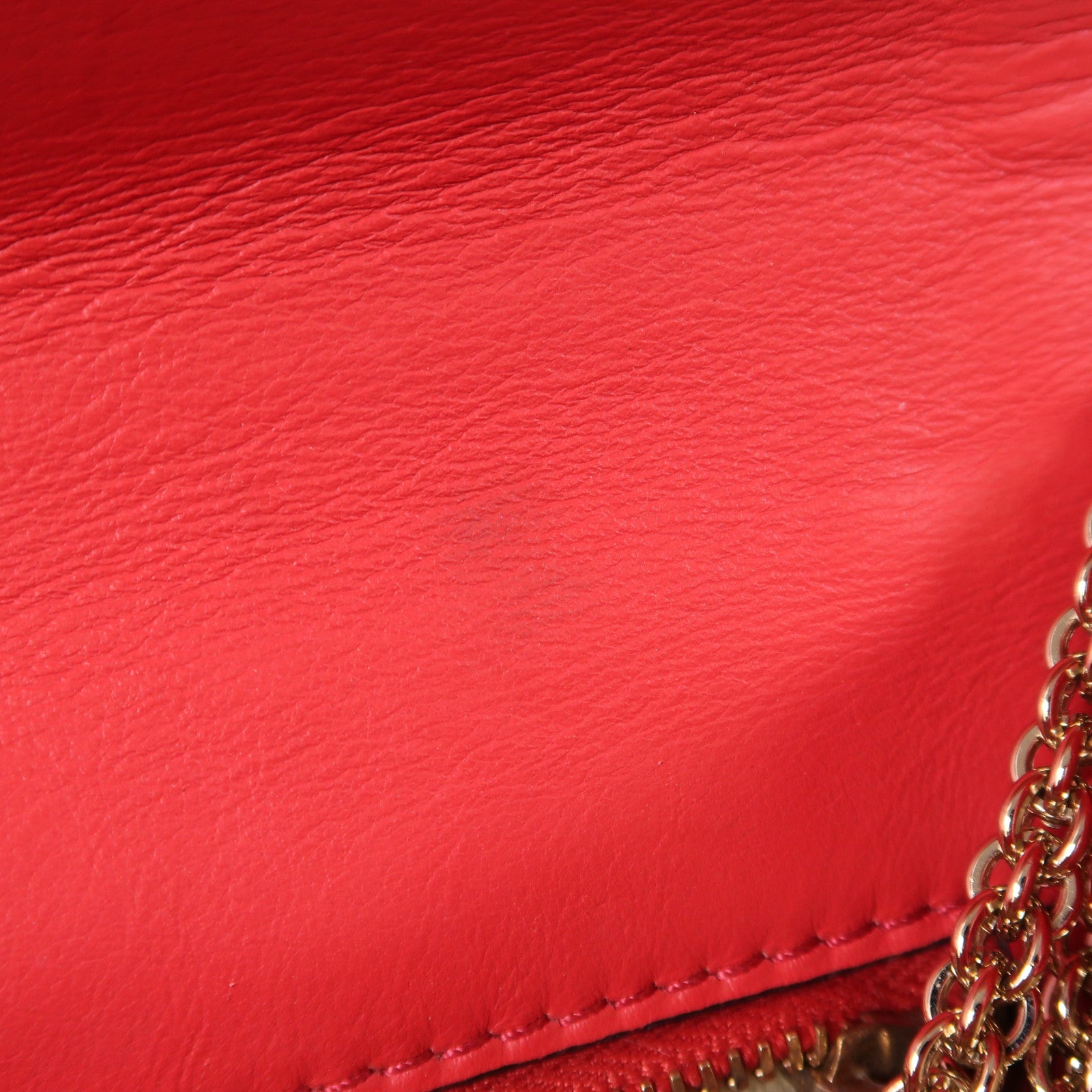 Valentino 牛皮皮革Shoulder Bag金扣鏈帶肩背袋