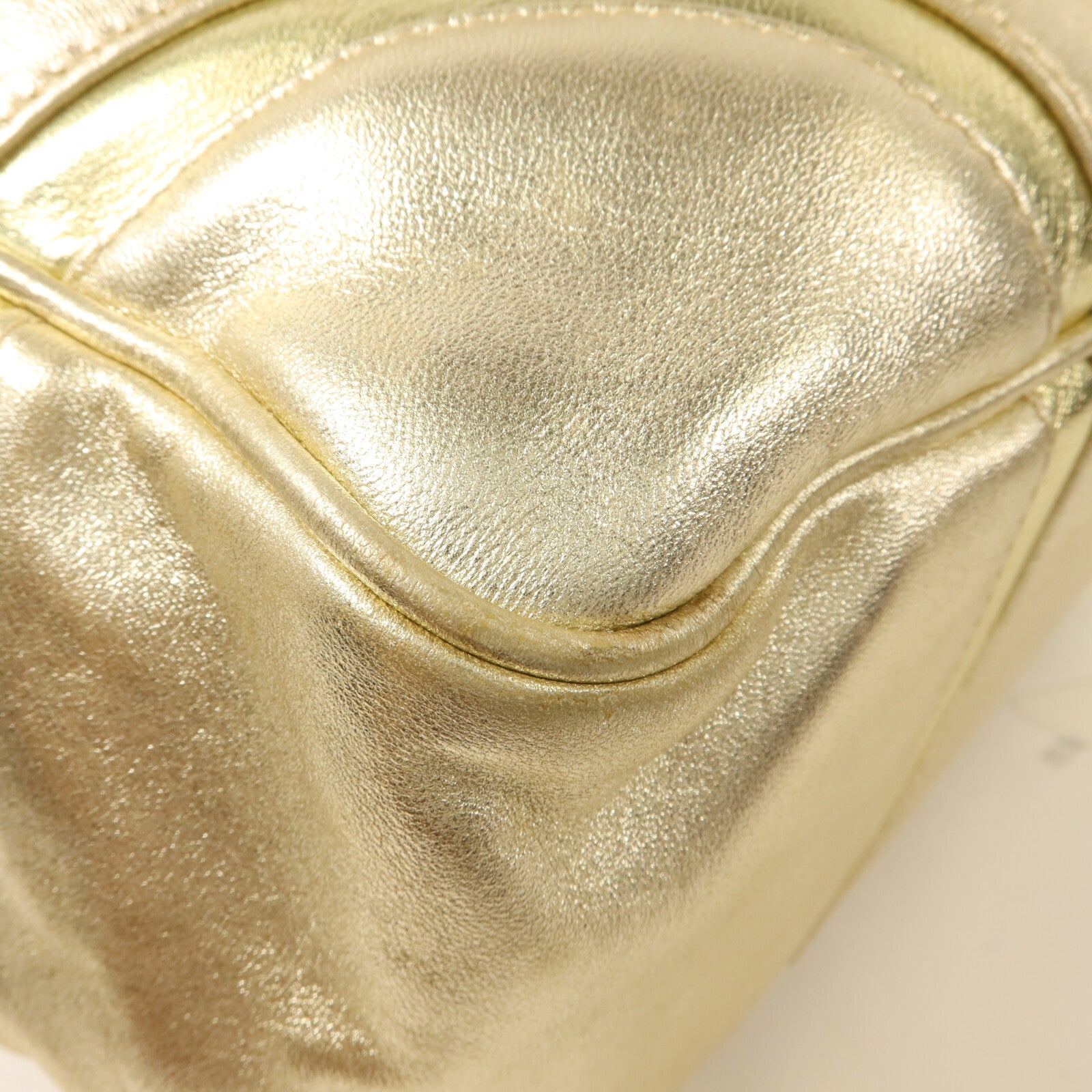 LOEWE 牛皮皮革Vintage Shoulder Bag肩背袋