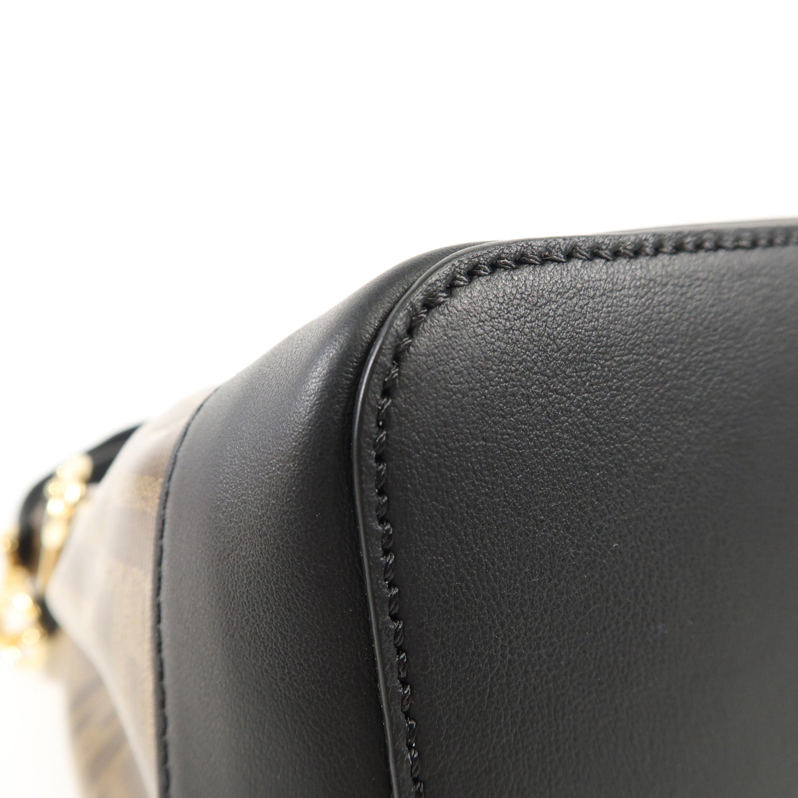 FENDI 塗層帆布MON TRESOR金扣肩背袋