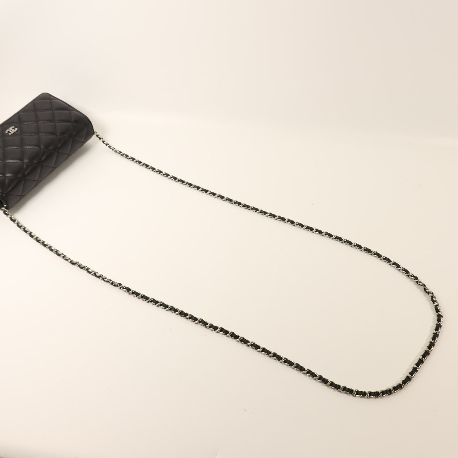 CHANEL 羊皮皮革WOC Wallet On Chain銀扣鏈帶肩背袋