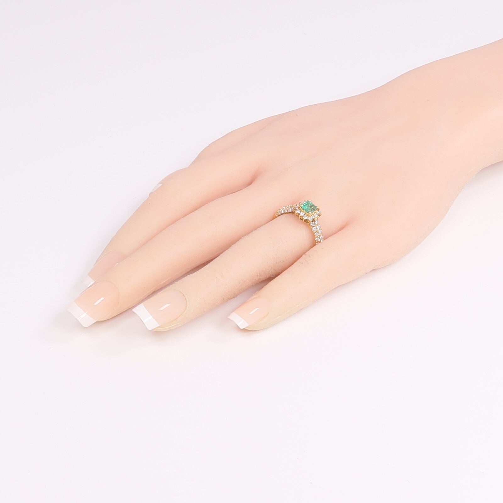 JEWELRY 18K黃金Emerald Diamond Ring綠寶石/鑽石戒指