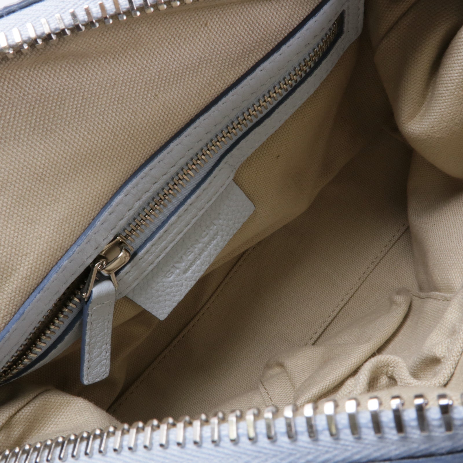 GIVENCHY 牛皮皮革2Way Shoulder Bag銀扣手挽肩背兩用袋